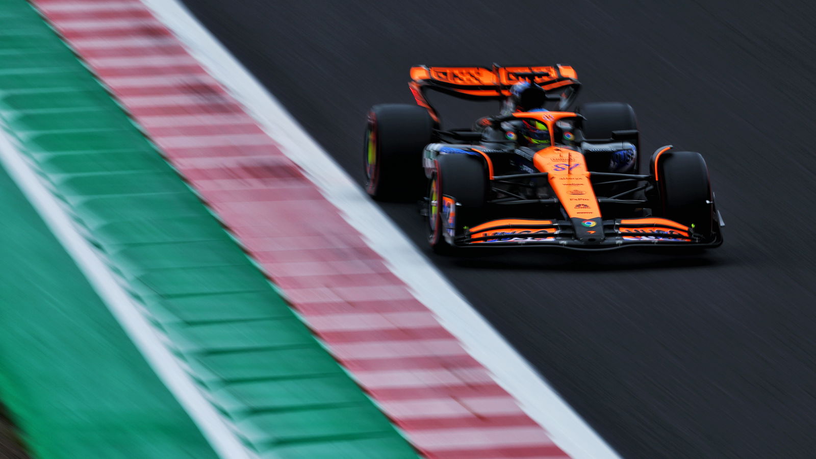 Oscar Piastri set the quickest time in a wet-dry FP2