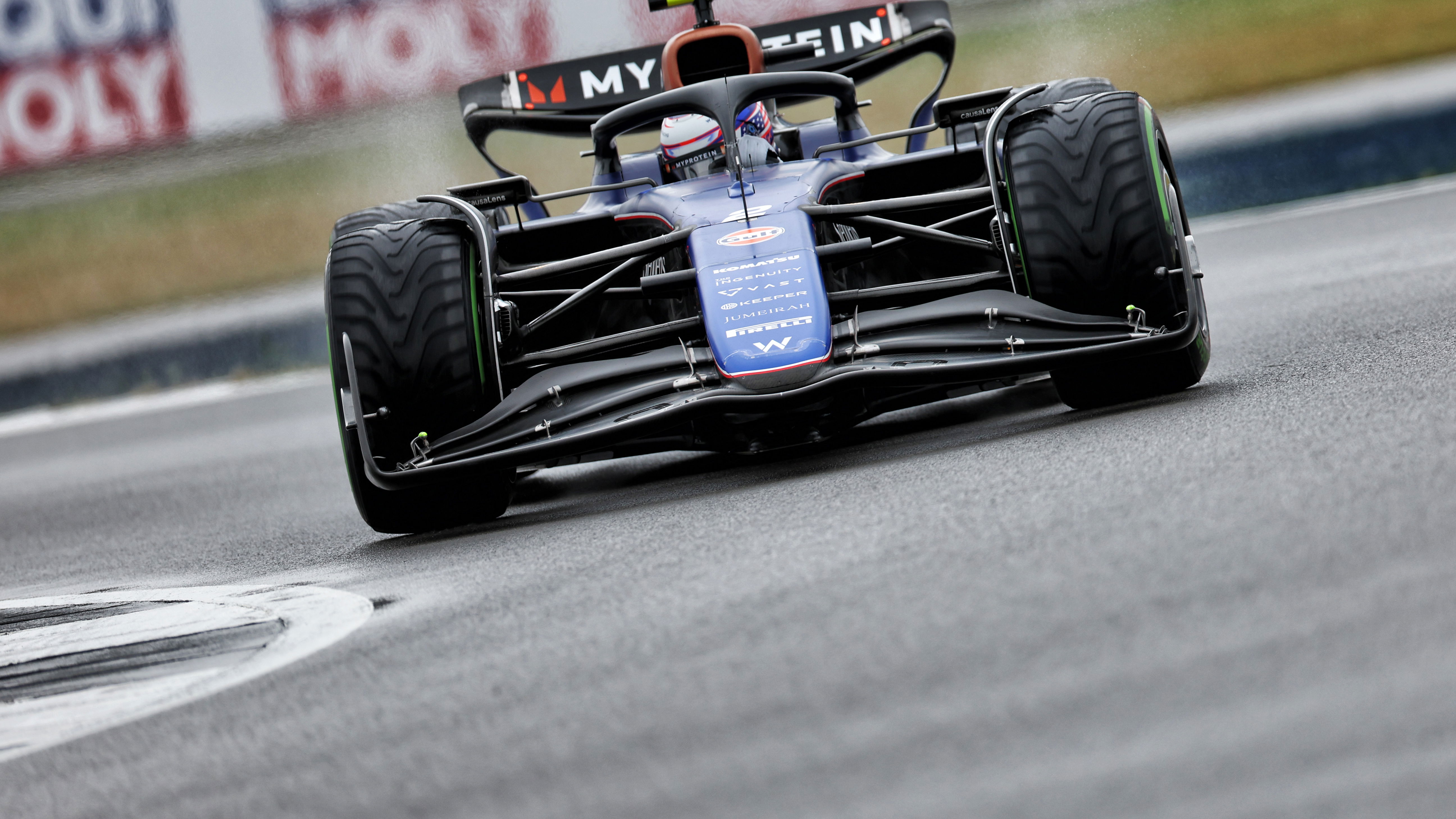 Logan Sargeant faces a battle to retain his F1 seat 