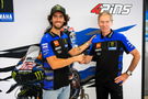 Alex Rins re-signs with Yamaha