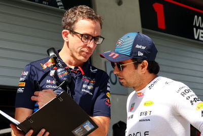 Sergio Perez and his F1 race engineer Hugh Bird 