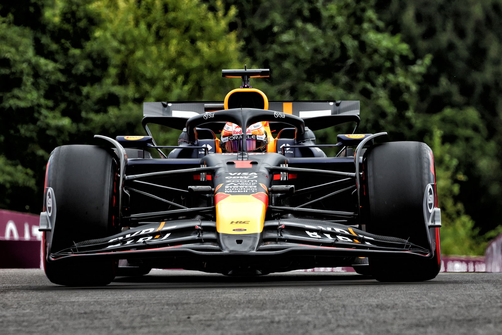 Max Verstappen's technical feedback has been praised