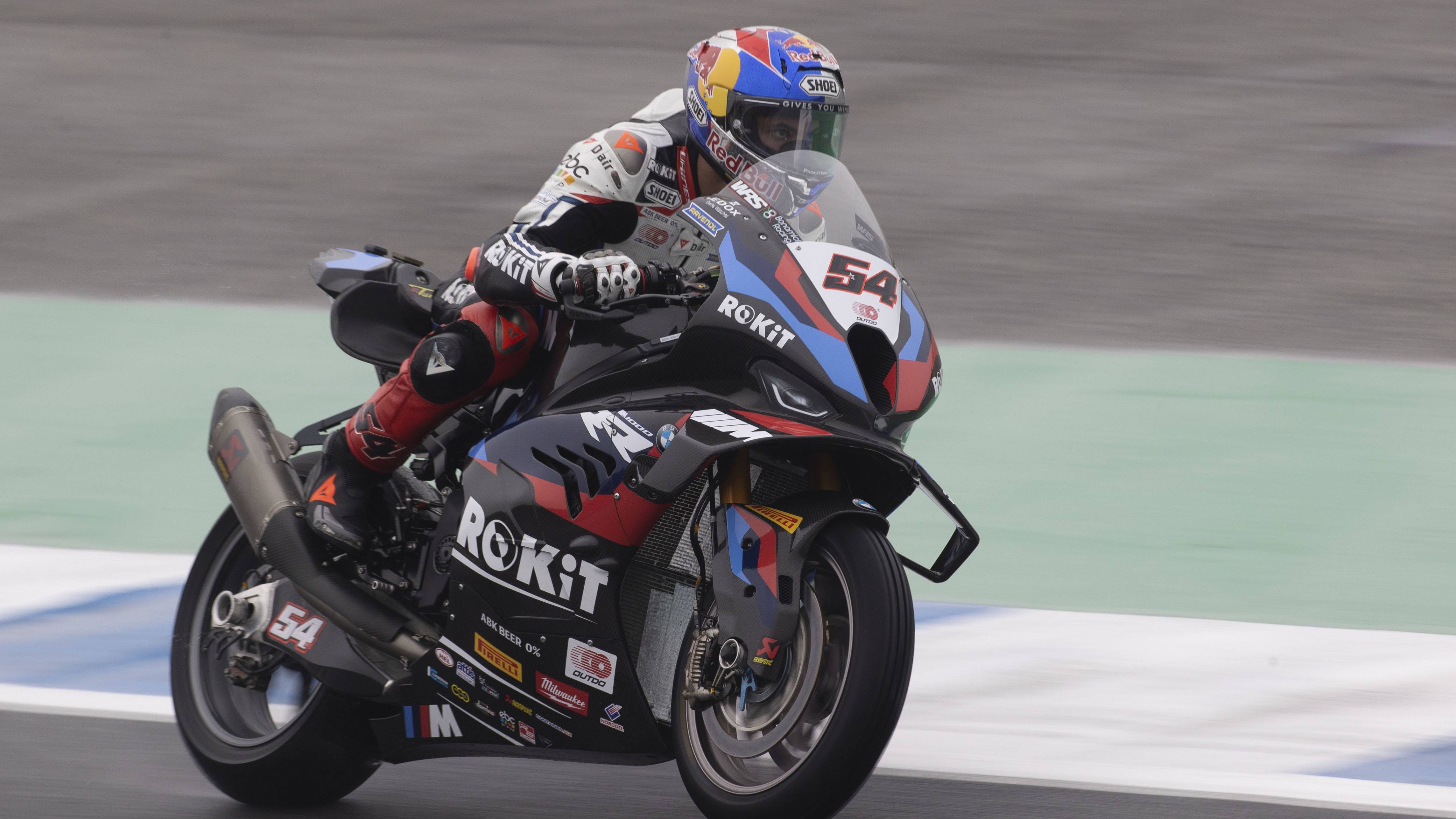 Toprak Razgatlioglu, 2024 Estoril WorldSBK. - Gold and Goose.