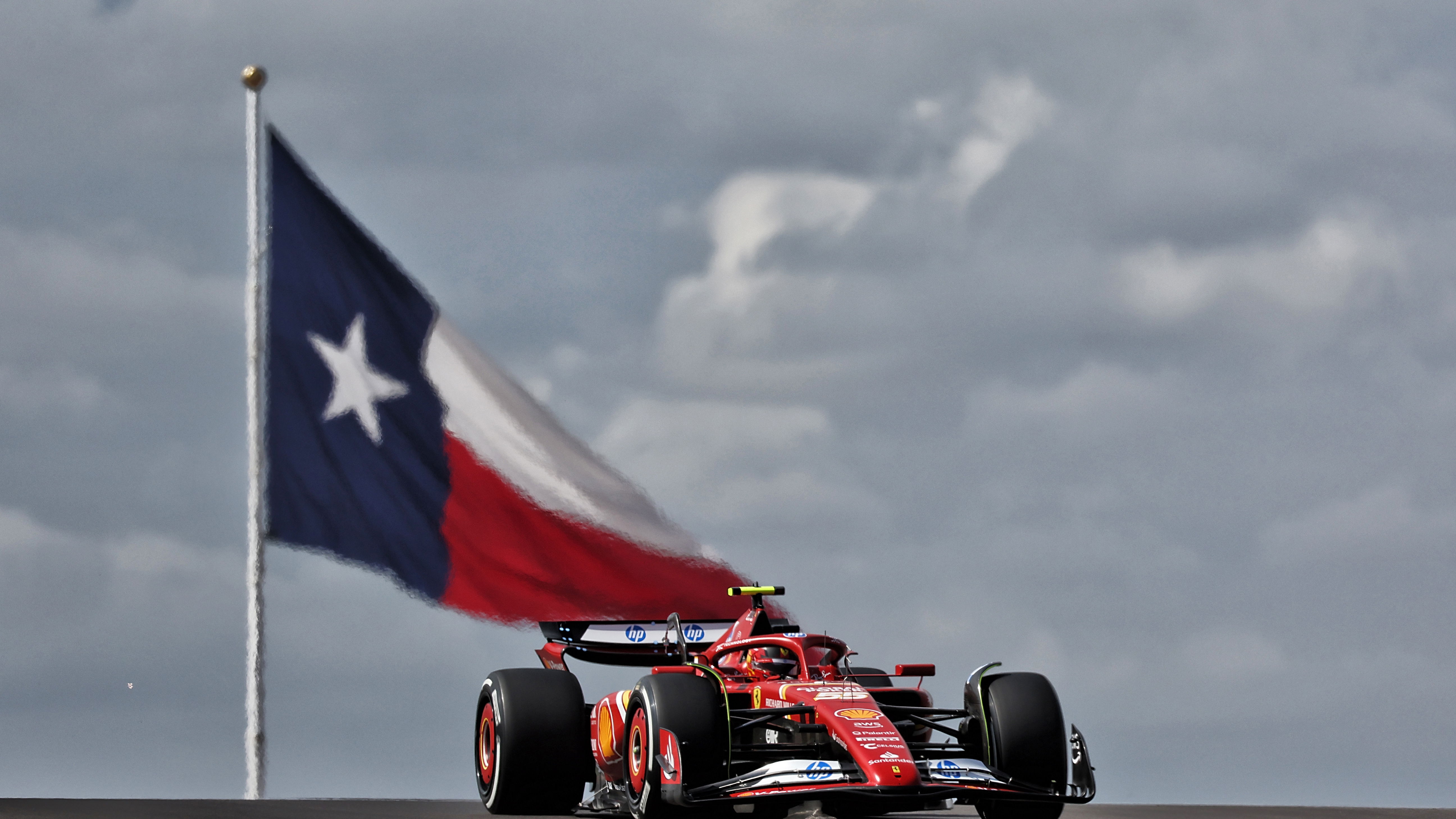Carlos Sainz on track in FP1