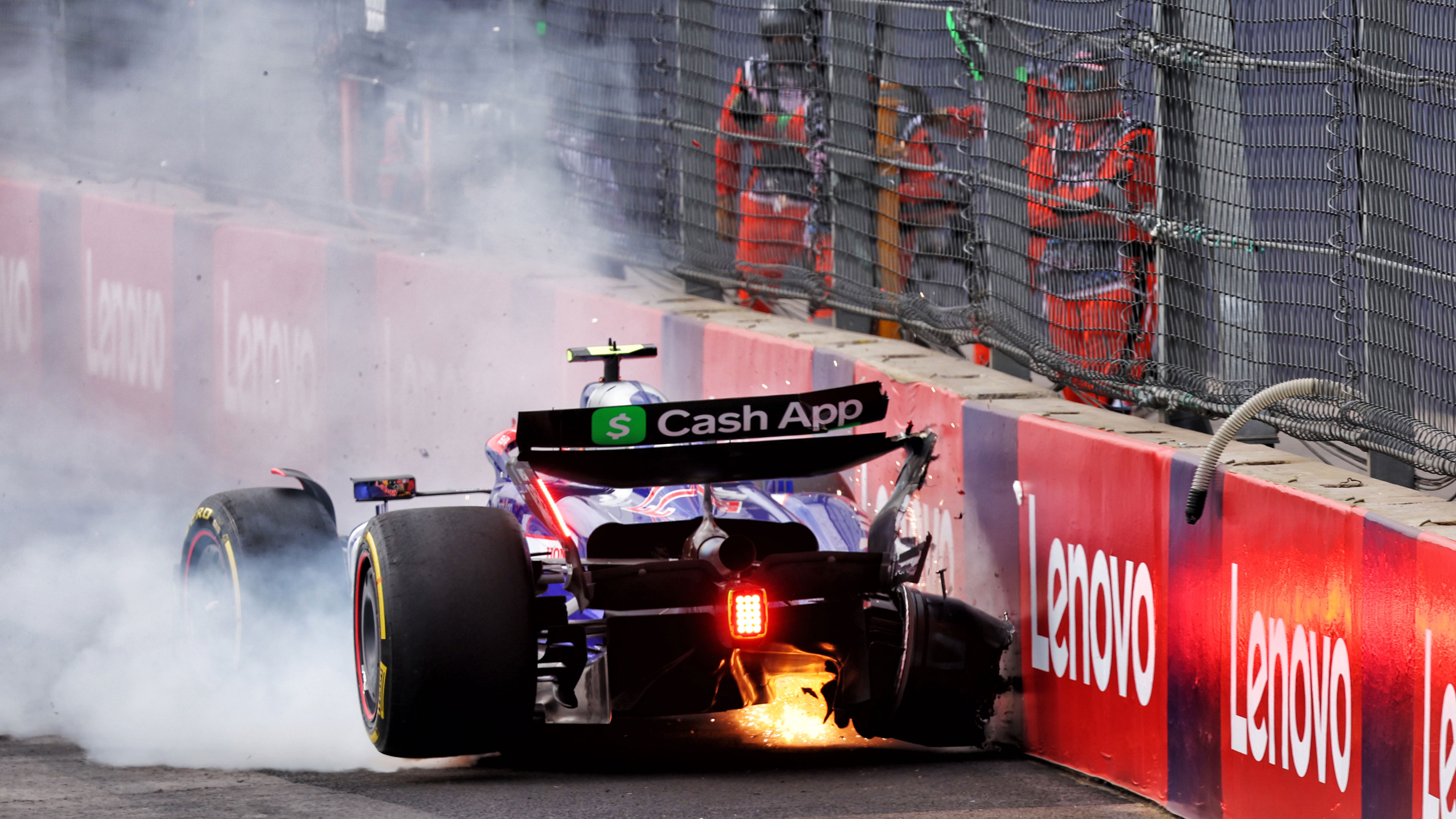 Yuki Tsunoda crashes out at the start of the Mexico City GP