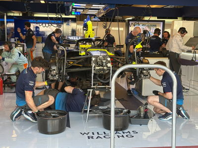 Sainz's Williams 