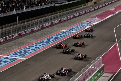 Start of the Qatar Grand Prix sprint race