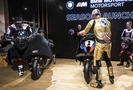 Toprak Razgatlioglu and Michael van der Mark unveil the 2025 WorldSBK-spec BMW M1000 RR. Credit: BMW.