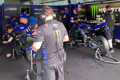 Alex Rins Monster Yamaha pits, 2025 Sepang MotoGP test