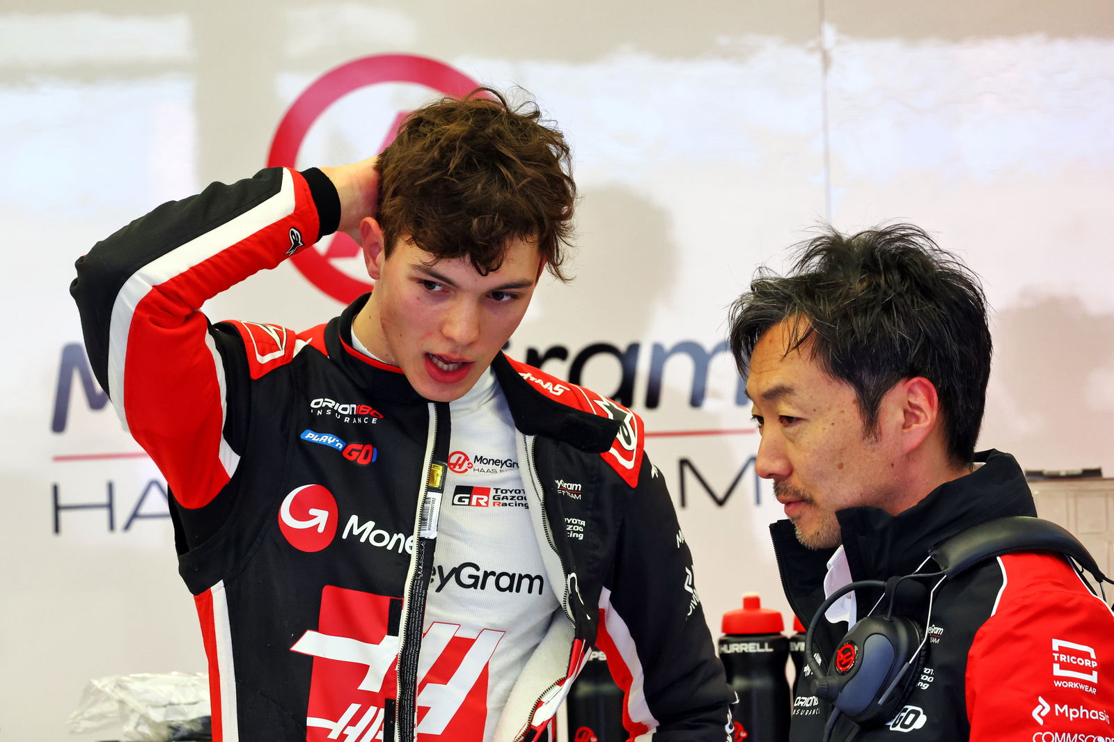 Ollie Bearman with Ayao Komatsu