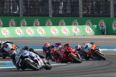 Alex Marquez leads Francesco Bagnaia, 2025 MotoGP Thai Grand Prix. Credit: Gold and Goose.