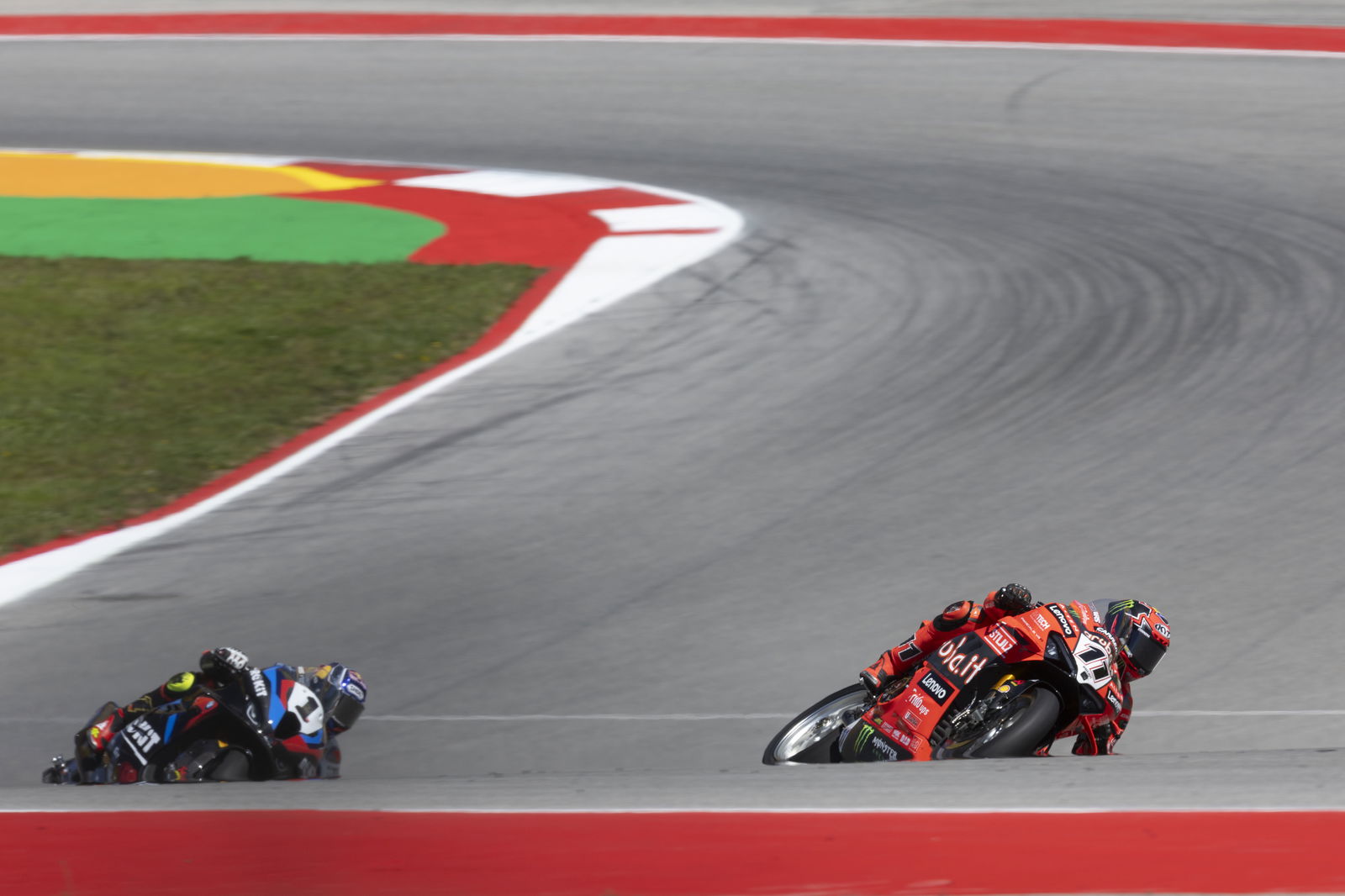 Nicolo Bulega, Toprak Razgatlioglu, 2025 Portuguese WorldSBK. Credit: Gold and Goose.