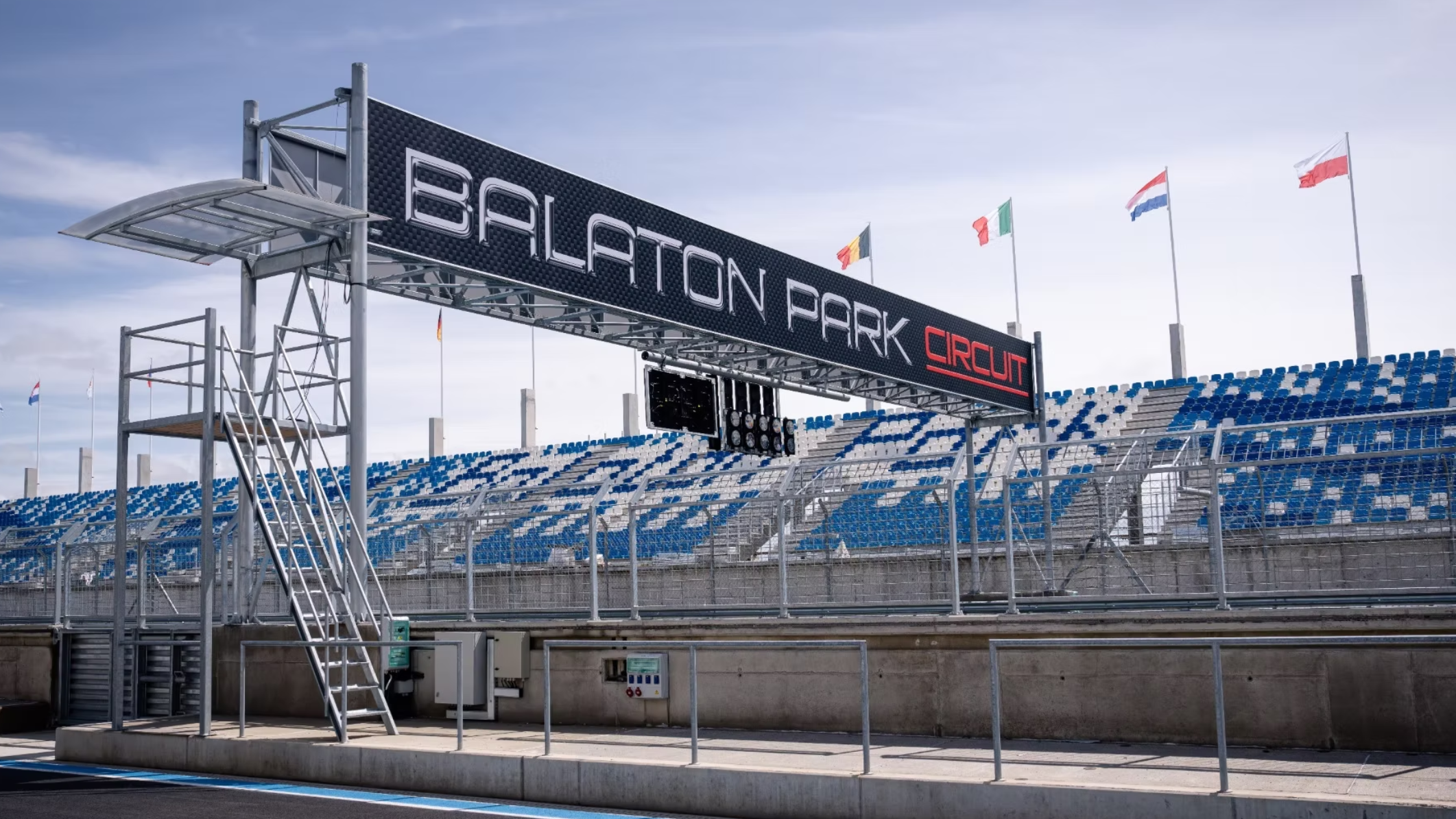 Gantry at Balaton Park circuit. Credit: Balaton Park.