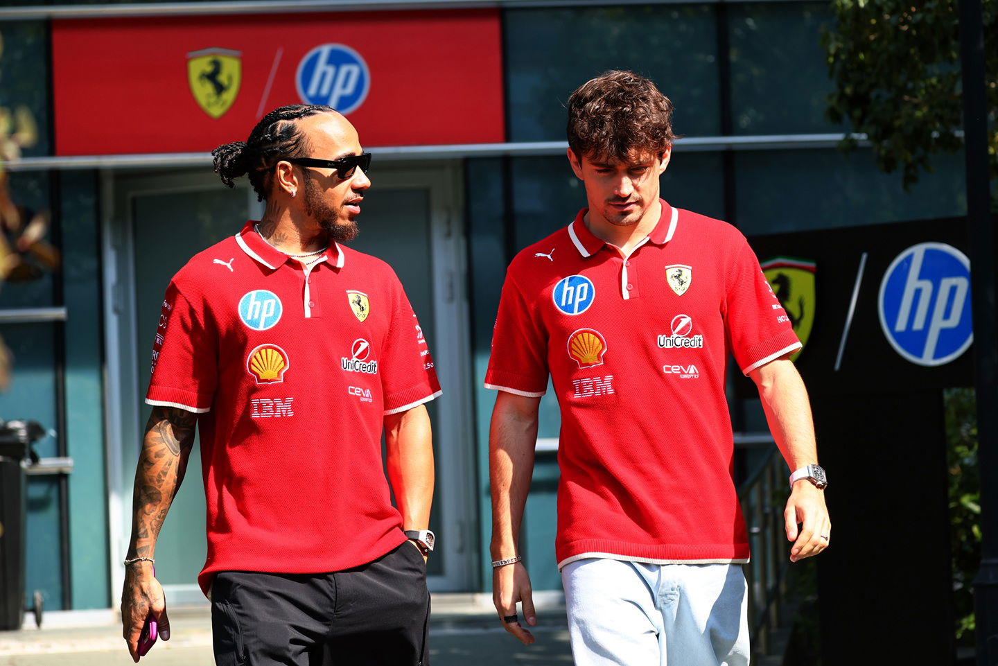 Lewis Hamilton y Charles Leclerc