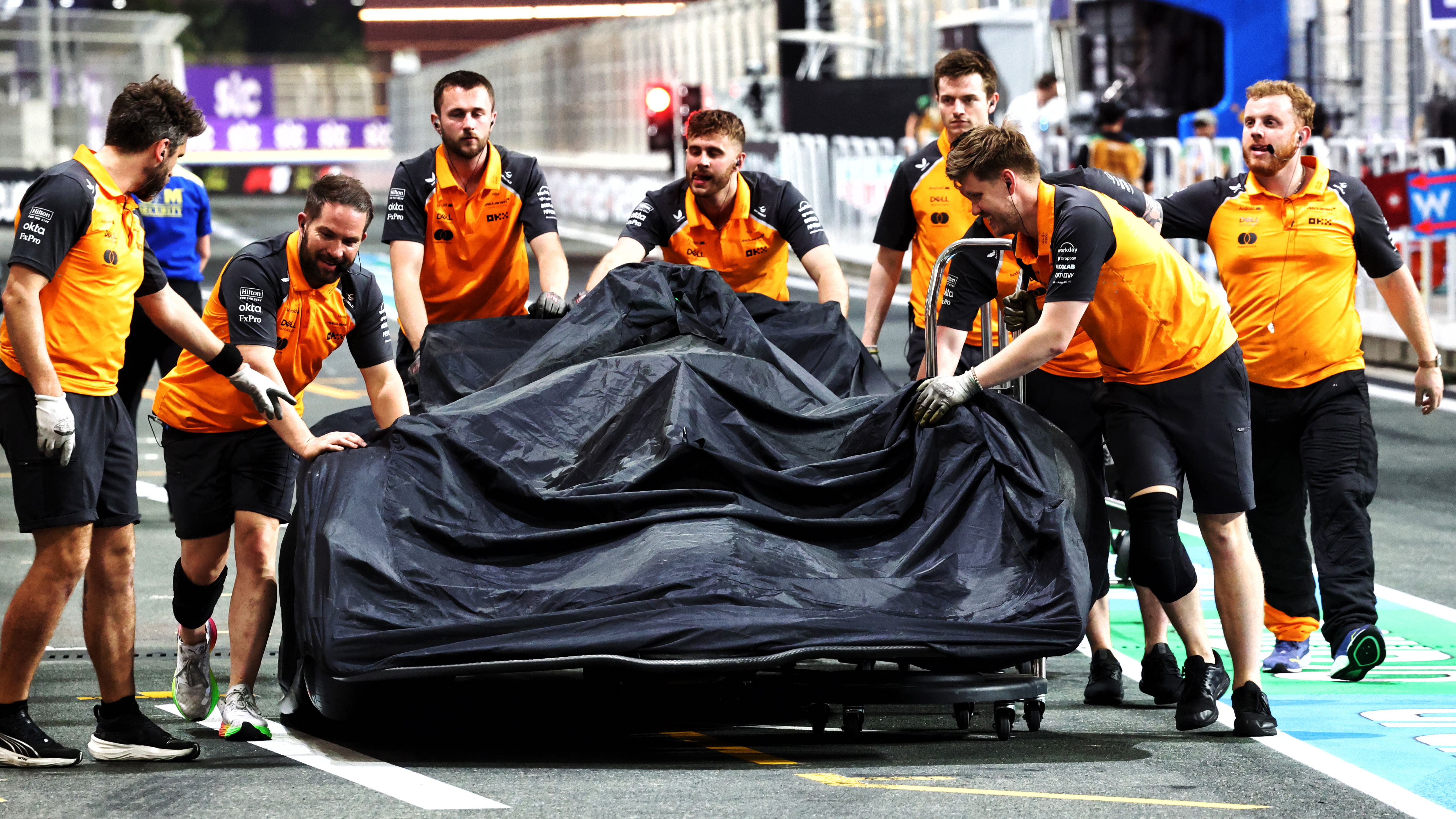 Lando Norris's car is recovered after crash 