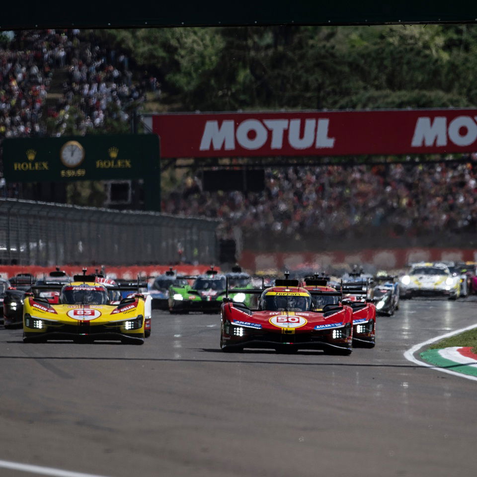 Imola WEC race start