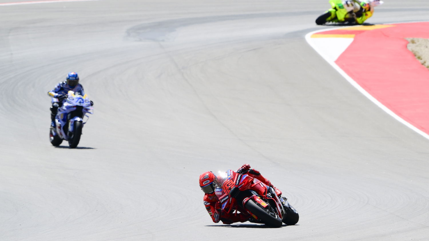 Marc Marquez leads Alex Marquez, 2025 MotoGP Aragon Grand Prix. Credit: Gold and Goose