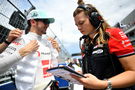 Esteban Ocon and Laura Mueller 