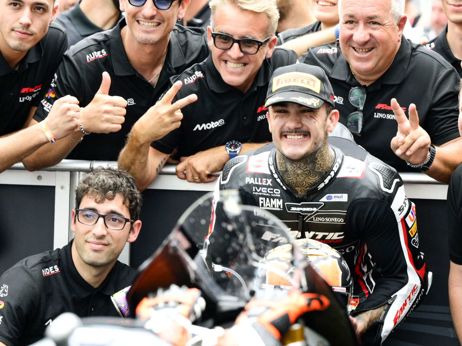 Aron Canet, broken screen, 2025 Dutch Moto2 Grand Prix