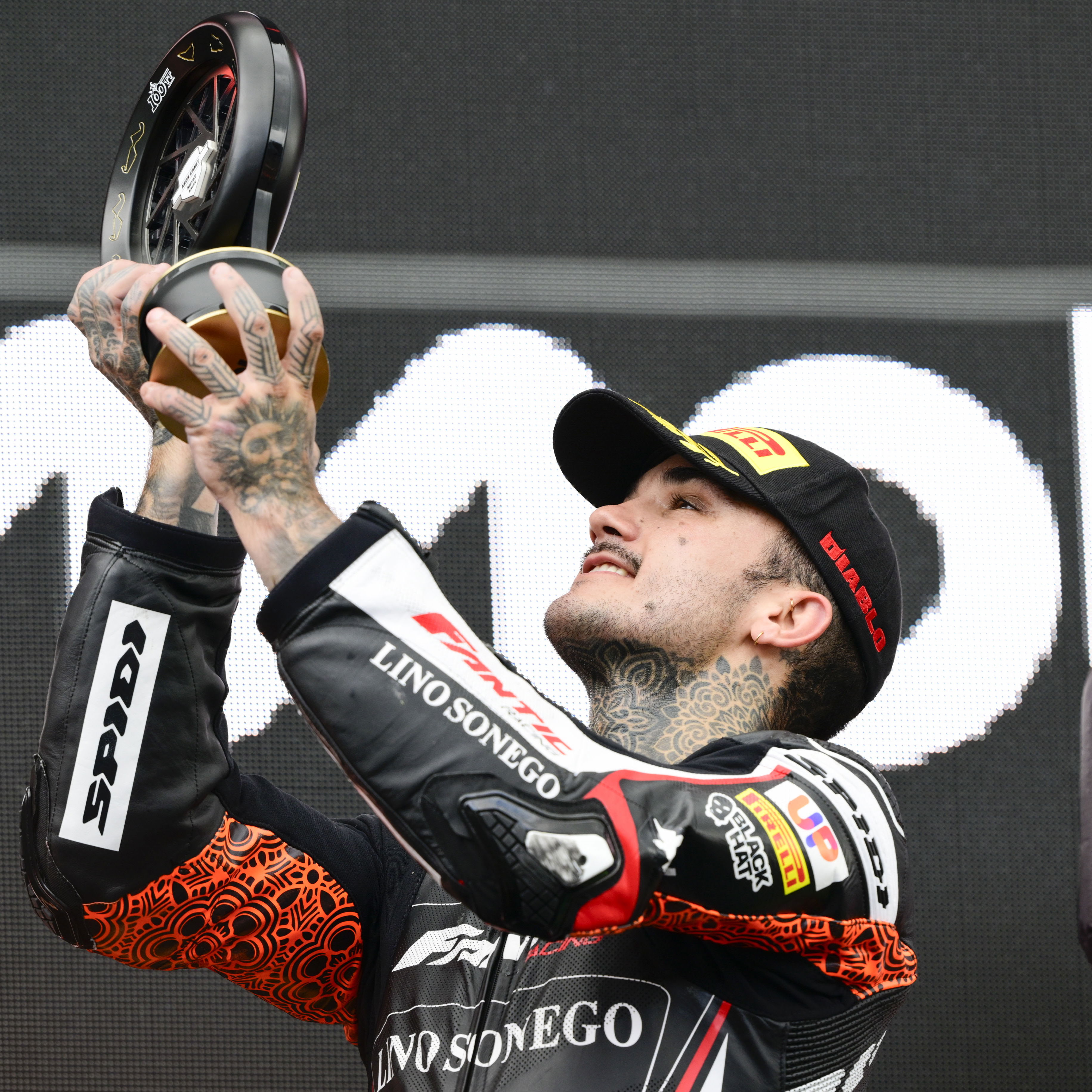 Aron Canet, 2025 Moto2 Dutch TT, podium. Credit: Gold and Goose.