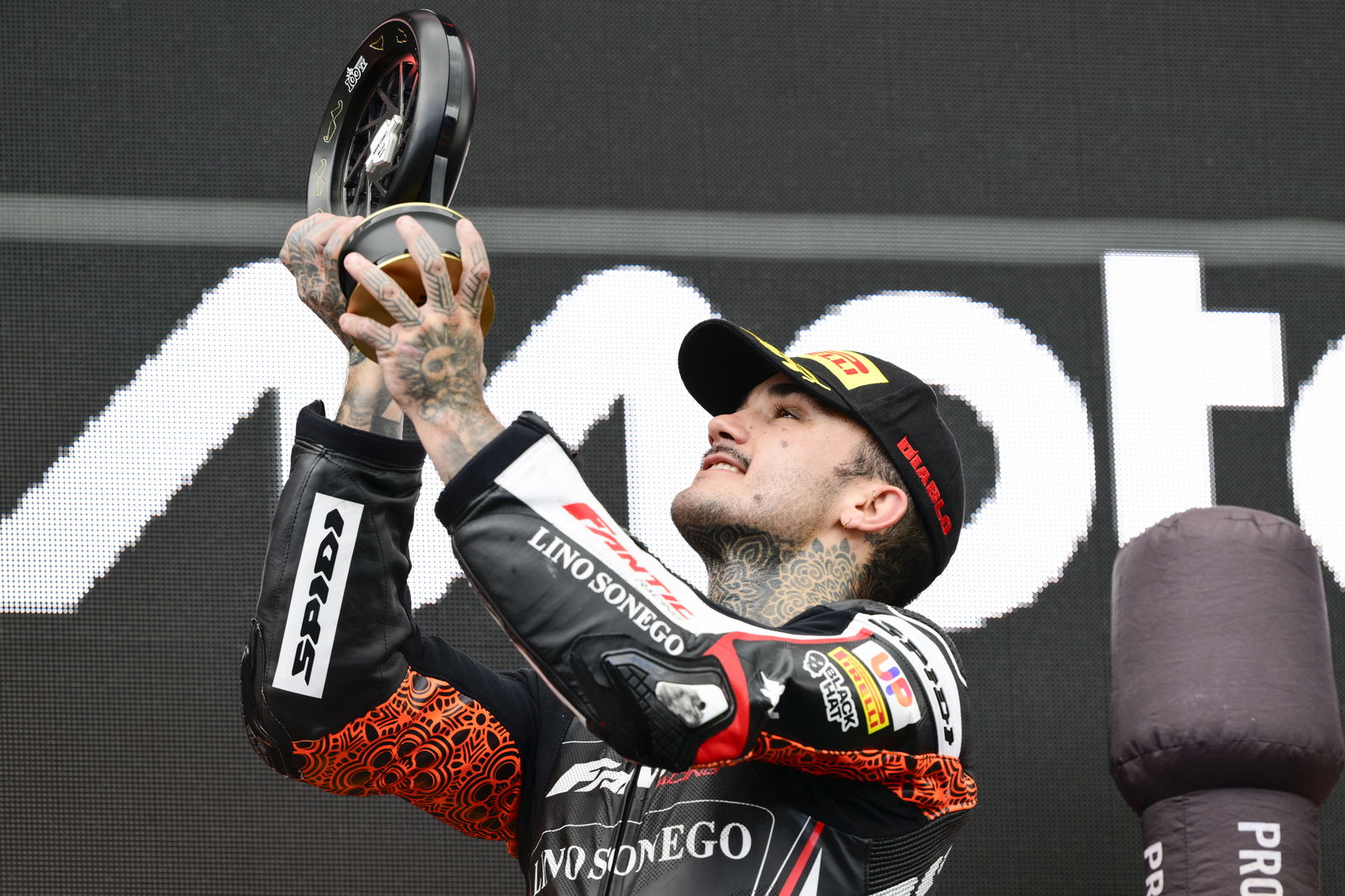 Aron Canet, 2025 Moto2 Dutch TT, podium. Credit: Gold and Goose.