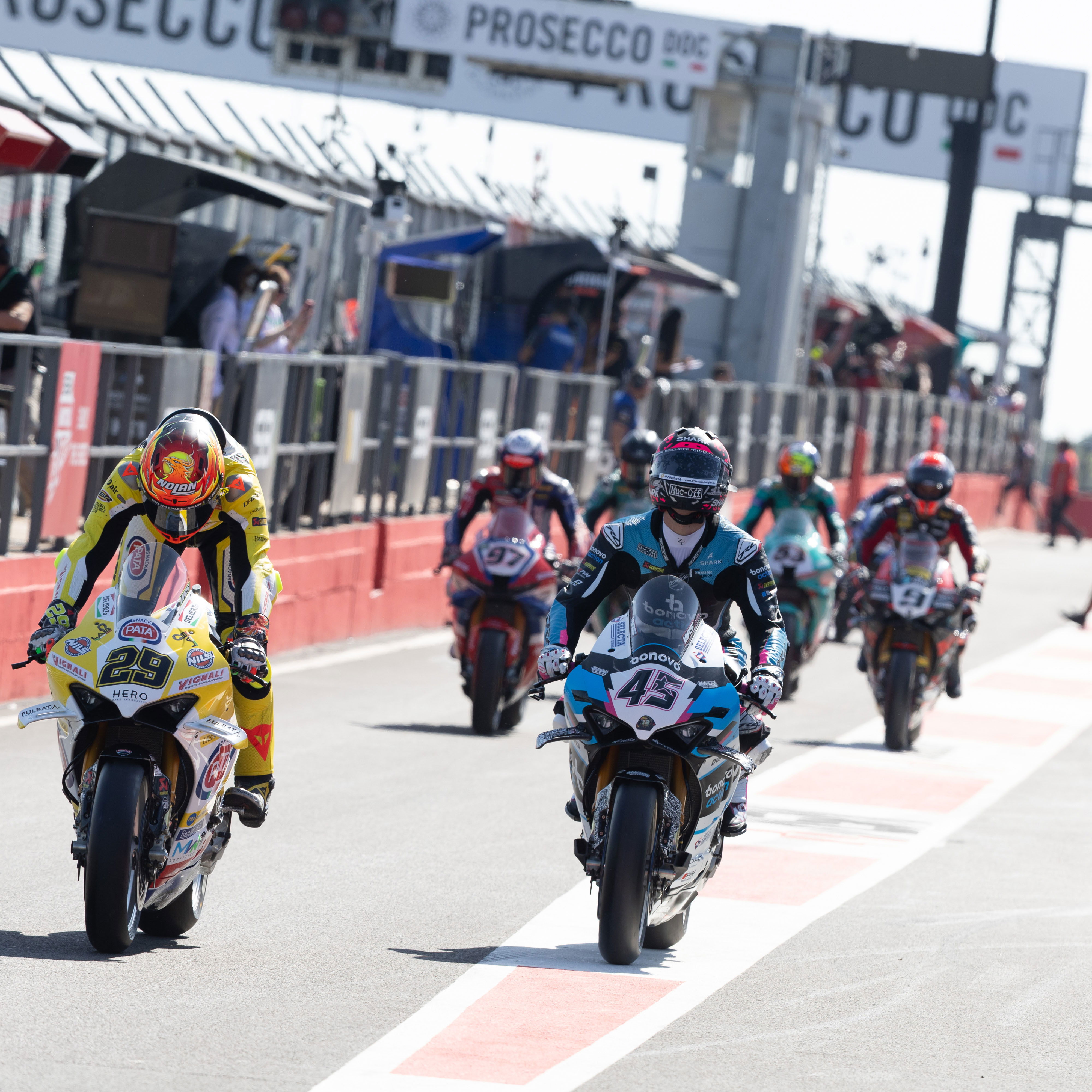 Andrea Iannone, Scott Redding, 2025 UK WorldSBK. Credit: Gold and Goose.