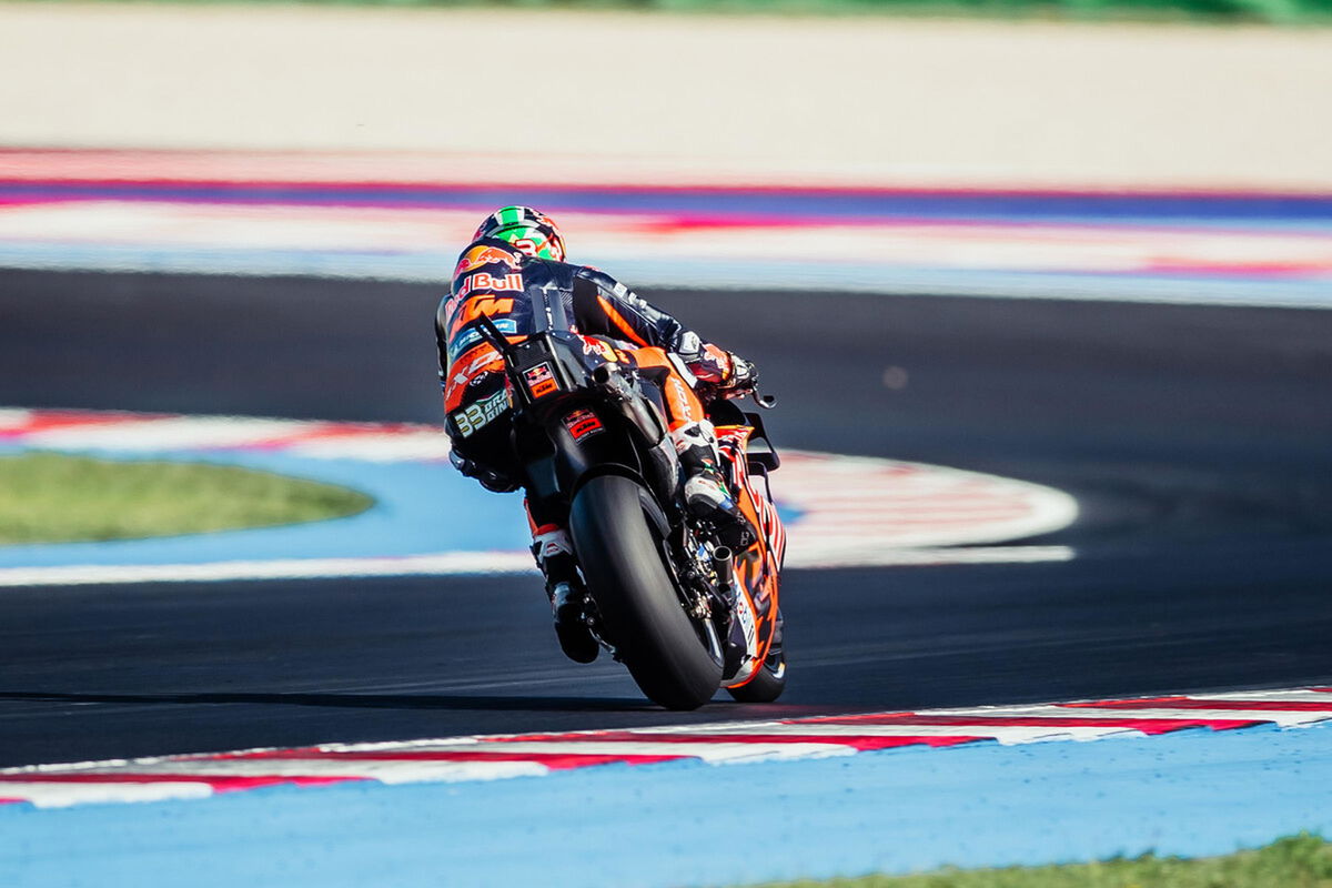 KTM MotoGP chain fix: “I railed the kerb disgustingly - and it stayed on!”