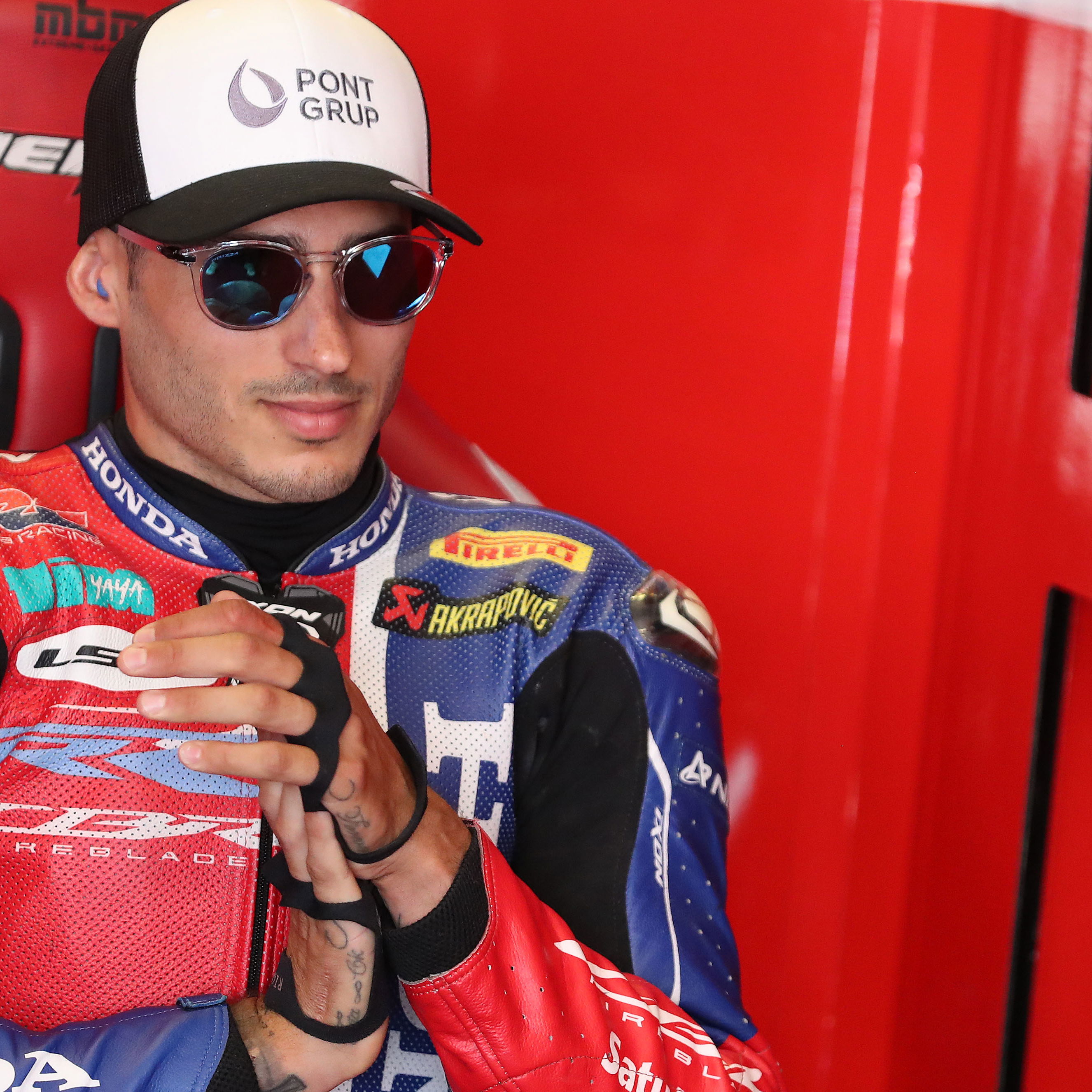 Xavi Vierge, 2025 Emilia-Romagna WorldSBK, pit box. Credit: Gold and Goose.