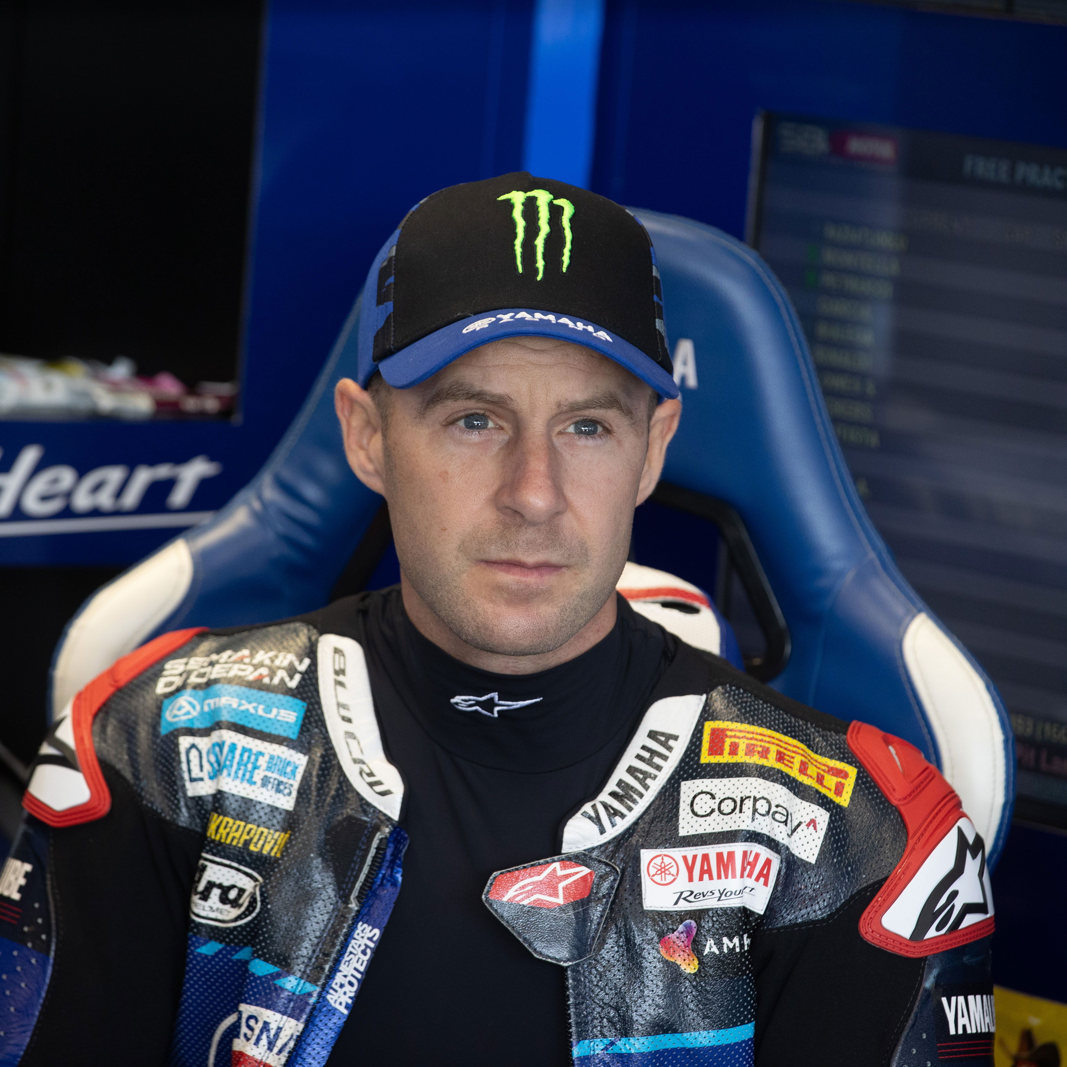 Jonathan Rea, 2025 French WorldSBK, pit box. Credit: Gold and Goose.