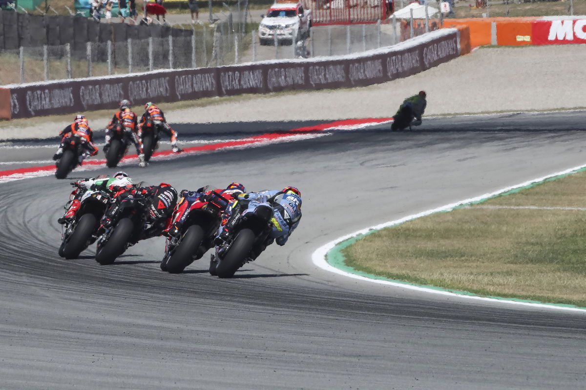 2025 Catalan MotoGP: Race LIVE UPDATES
