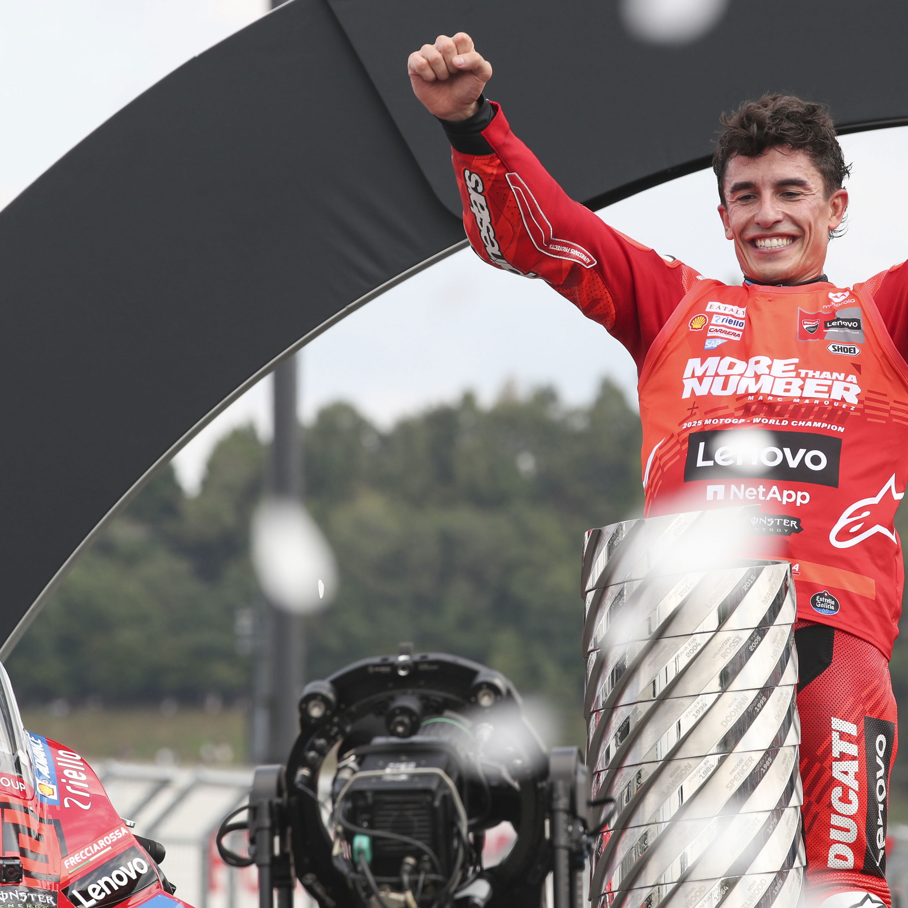 Marc Marquez, 2025 MotoGP Japanese Grand Prix, World Champion's podium. Credit: Gold and Goose