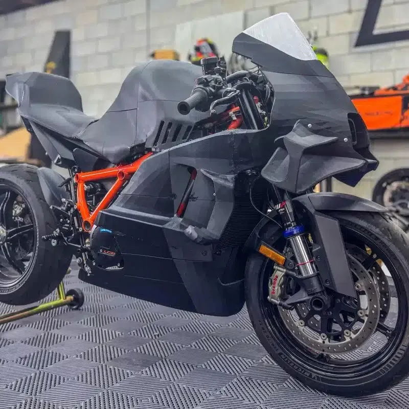 Replica RC16 MotoGP bike