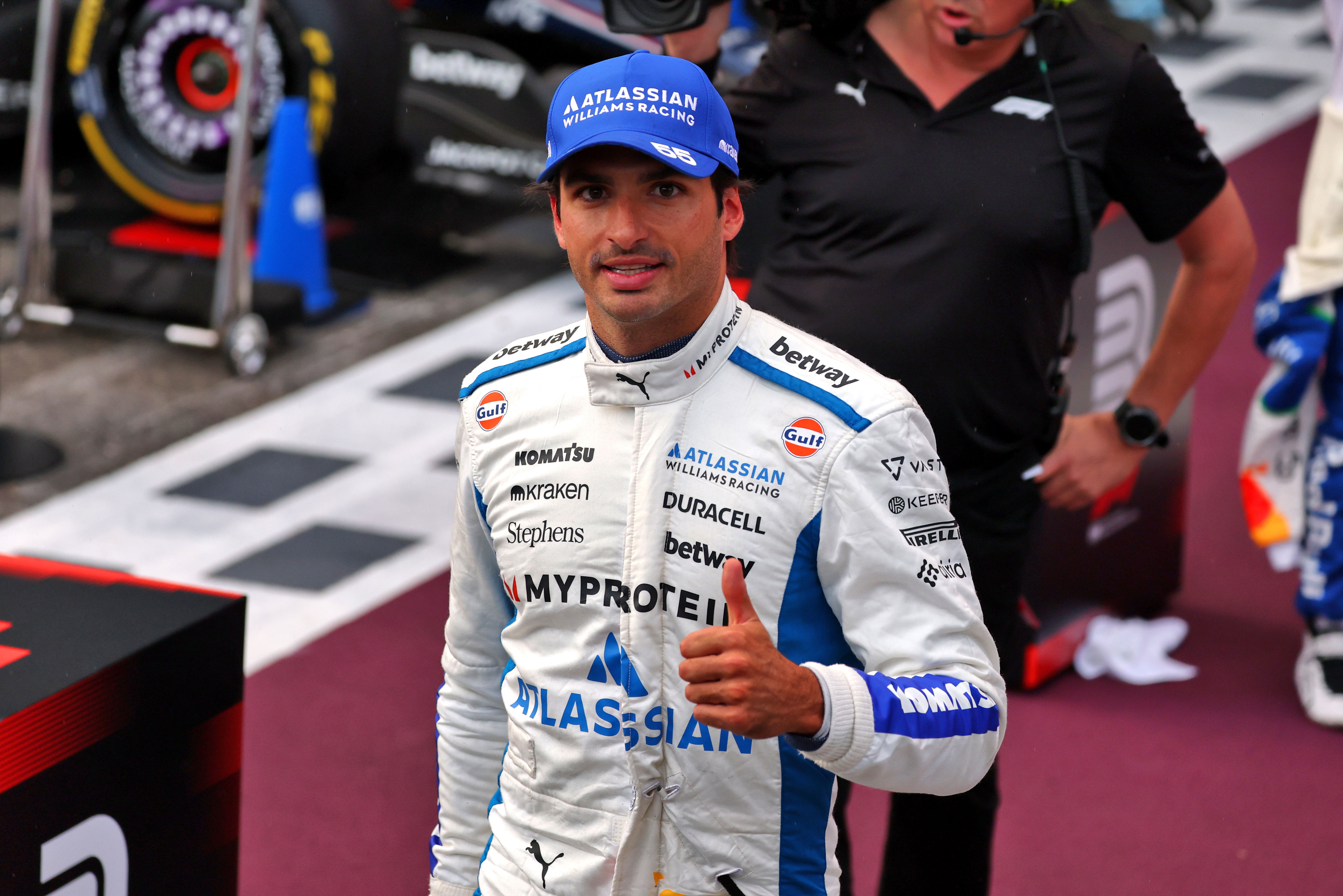 Carlos Sainz celebrates his best qualifying for Williams 