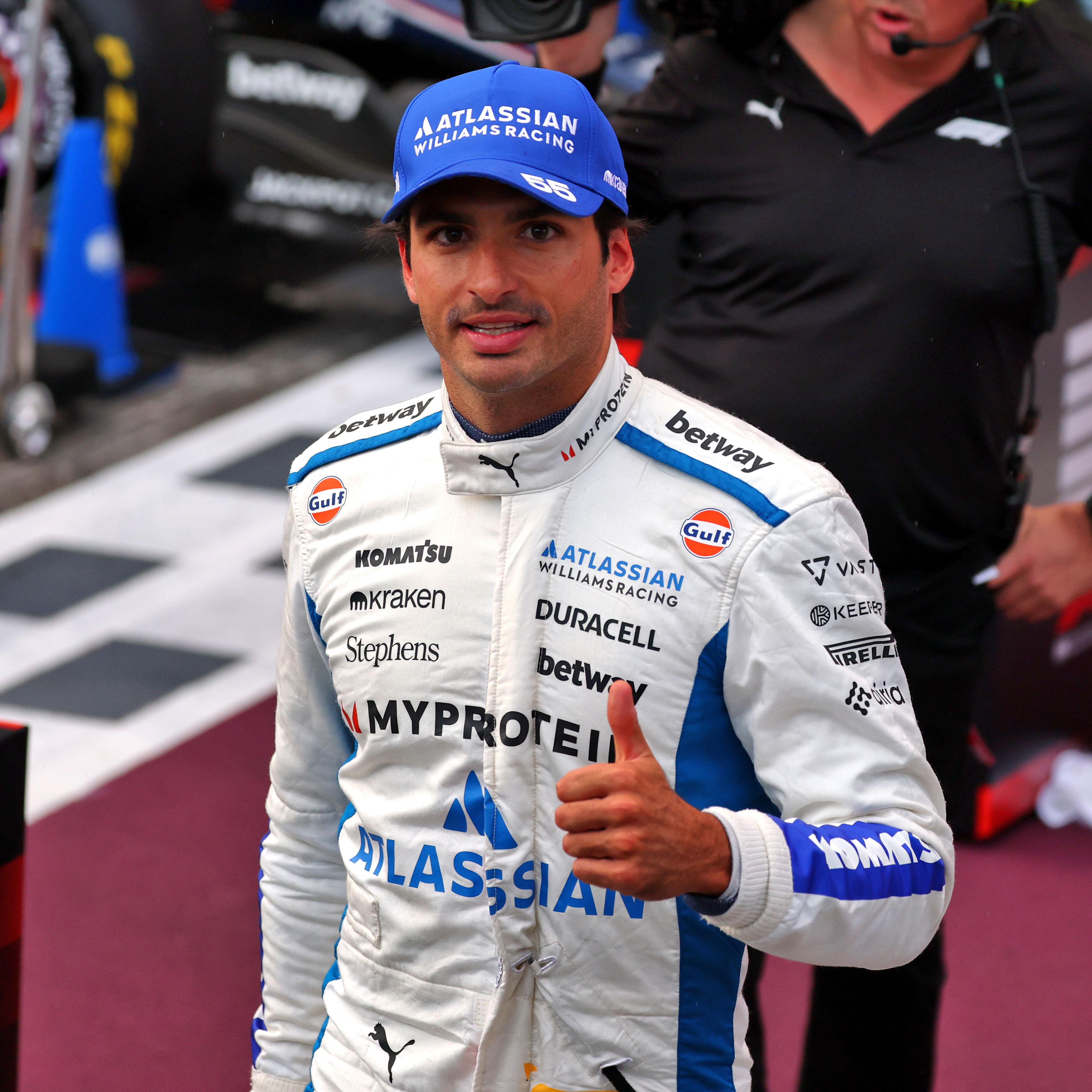 Carlos Sainz celebrates his best qualifying for Williams 