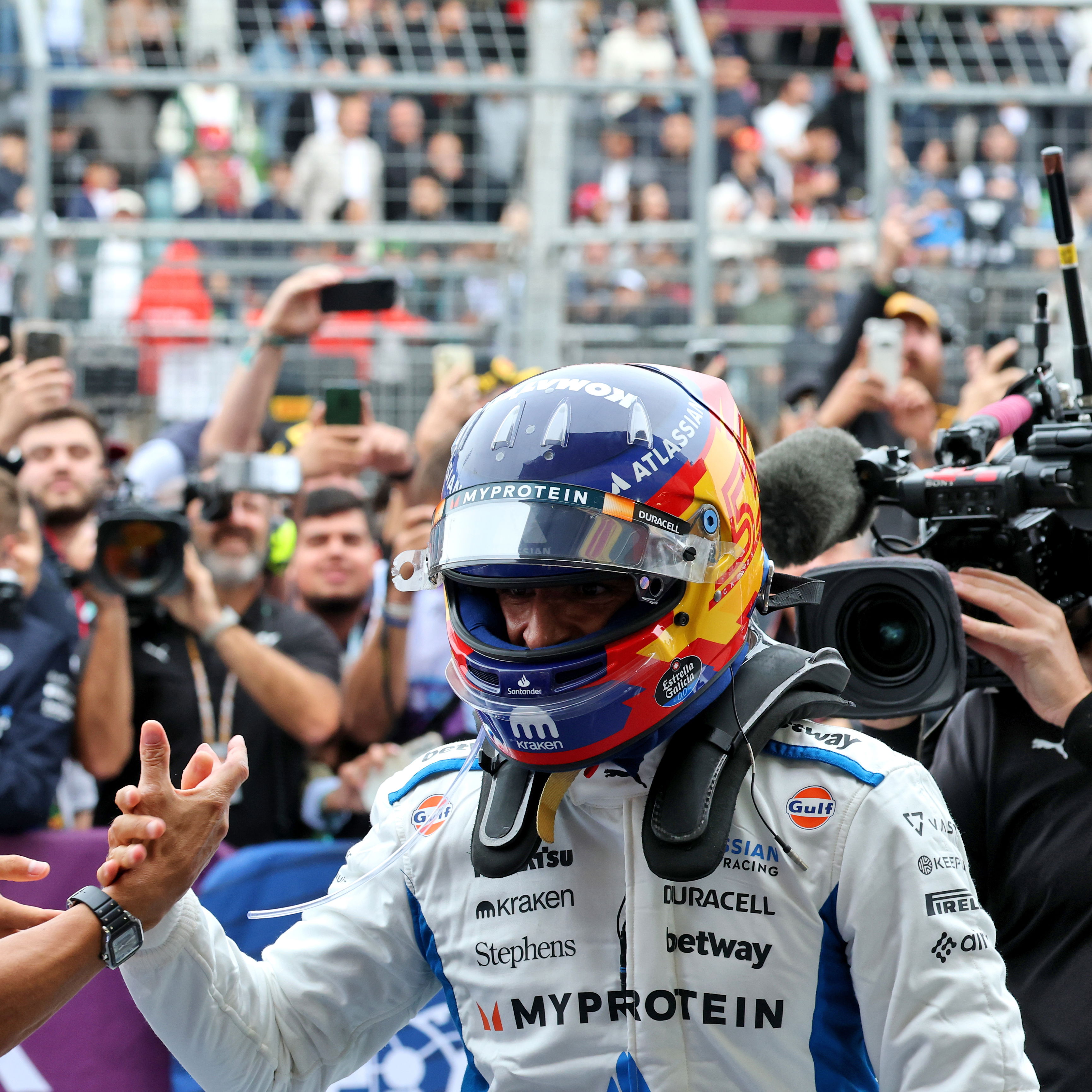 Sainz celebrates his first podium with Williams 