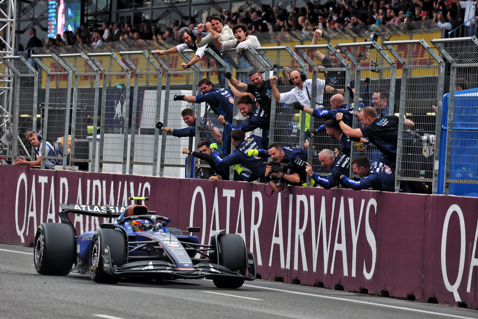 The moment Sainz claimed third