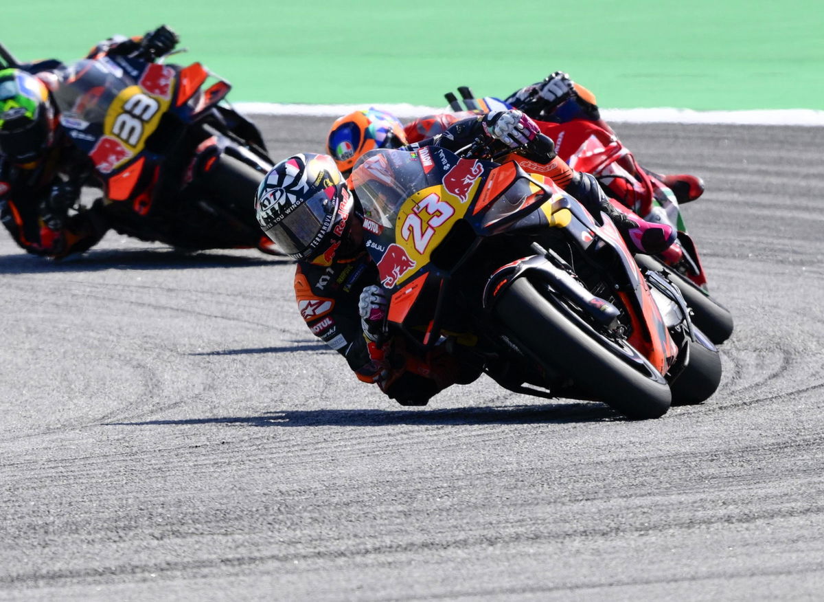 Enea Bastianini: “My life is complicated!” after 19th to 7th charge at Malaysian MotoGP