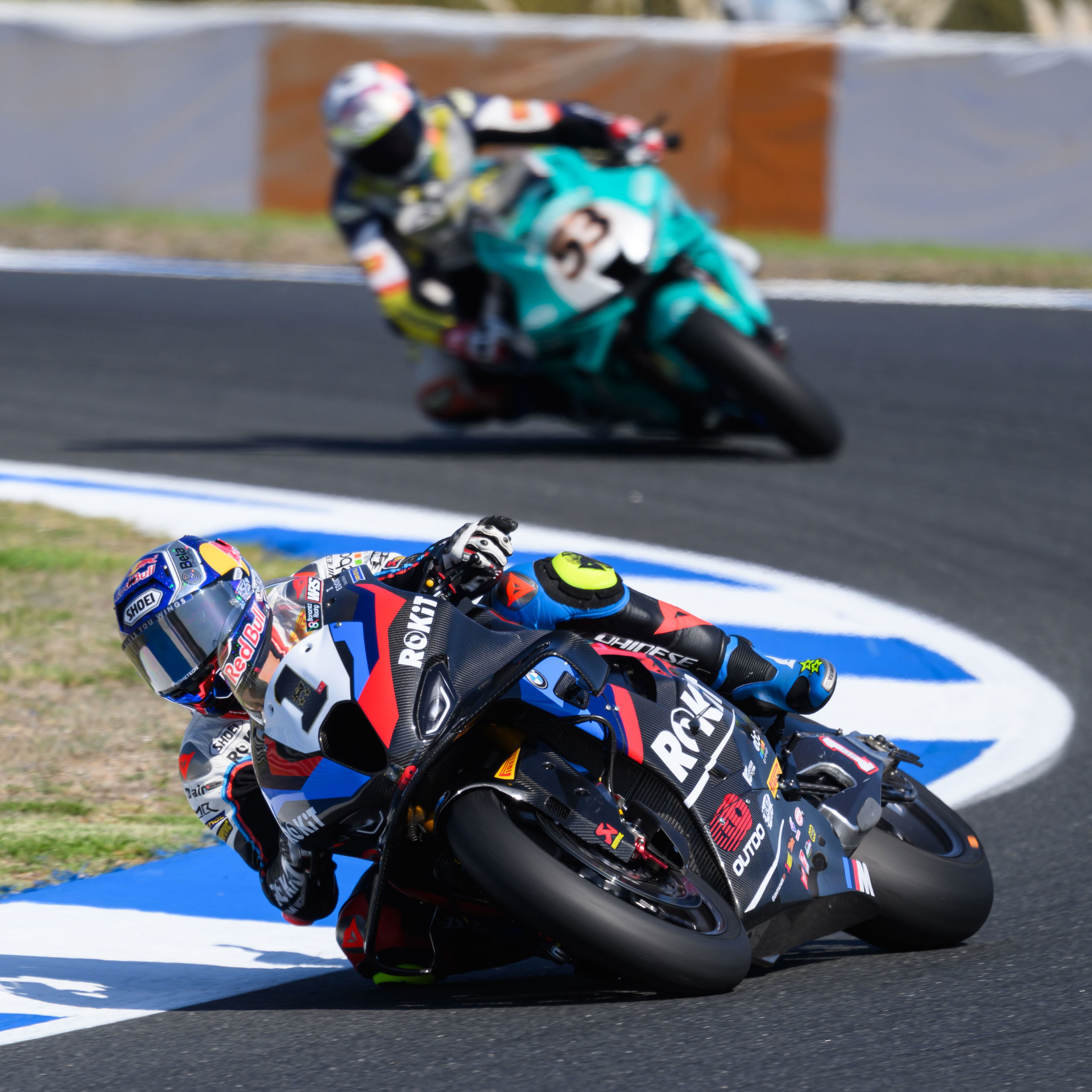 Toprak Razgatlioglu, Tito Rabat, 2025 Estoril WorldSBK. Credit: Gold and Goose.