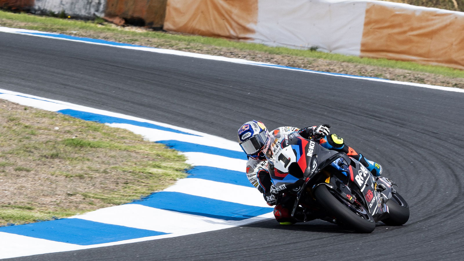 Toprak Razgatlioglu, 2025 Estoril WorldSBK. Credit: Gold and Goose.