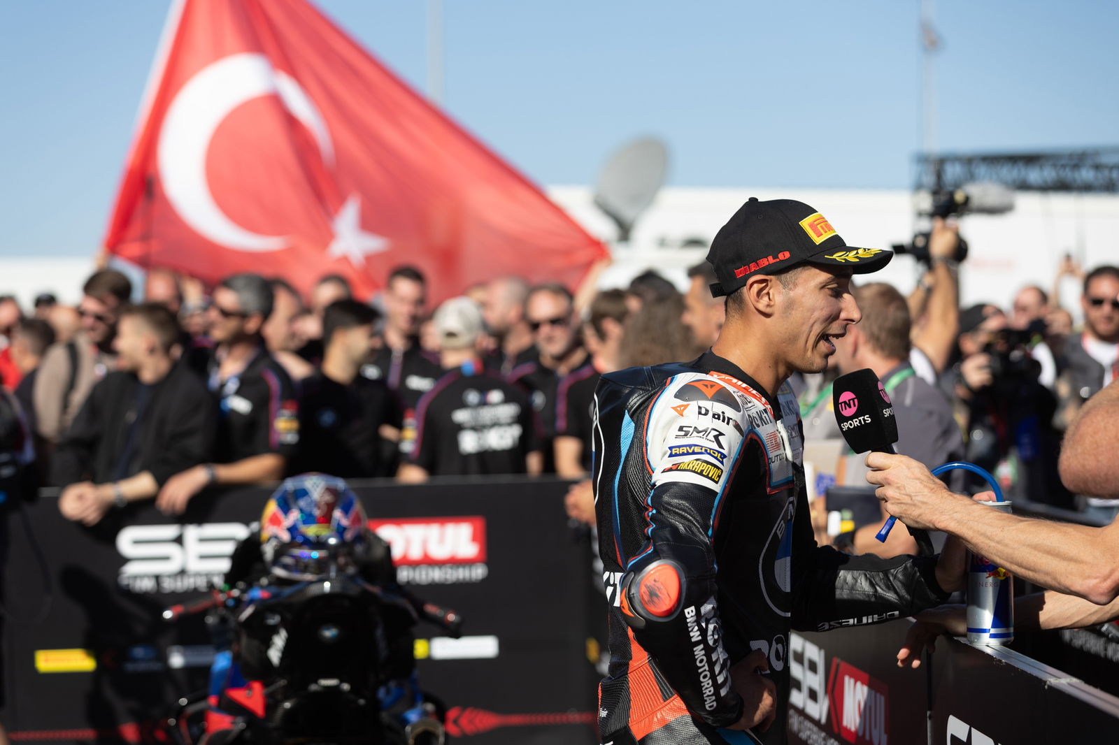 Toprak Razgatlioglu, 2025 Spanish WorldSBK, parc ferme. Credit: Gold and Goose.