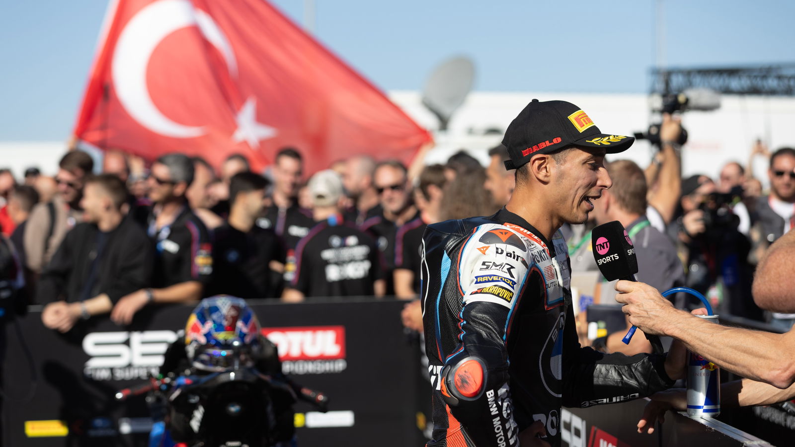 Toprak Razgatlioglu, 2025 Spanish WorldSBK, parc ferme. Credit: Gold and Goose.