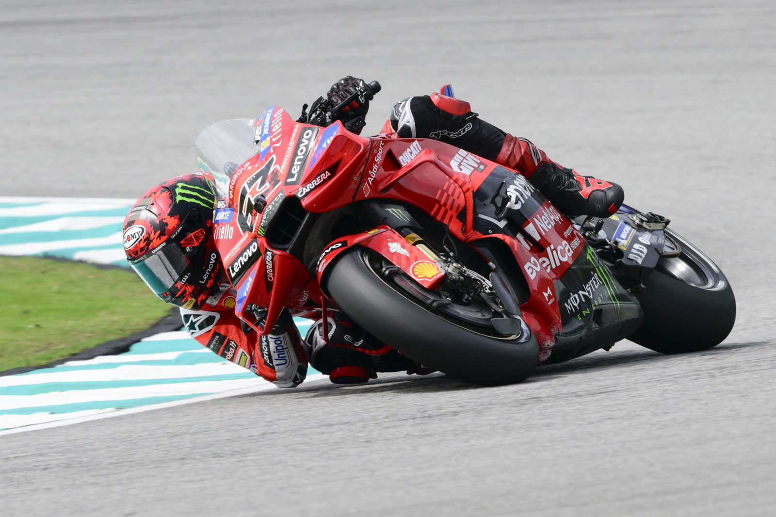 Francesco Bagnaia, 2025 MotoGP Malaysian Grand Prix. Credit: Gold and Goose.