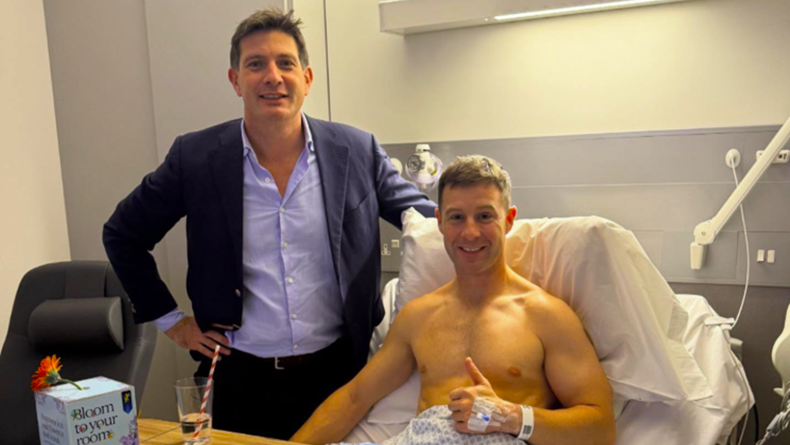 Jonathan Rea after post-season knee surgery. Credit: Instagram/Jonathan Rea.