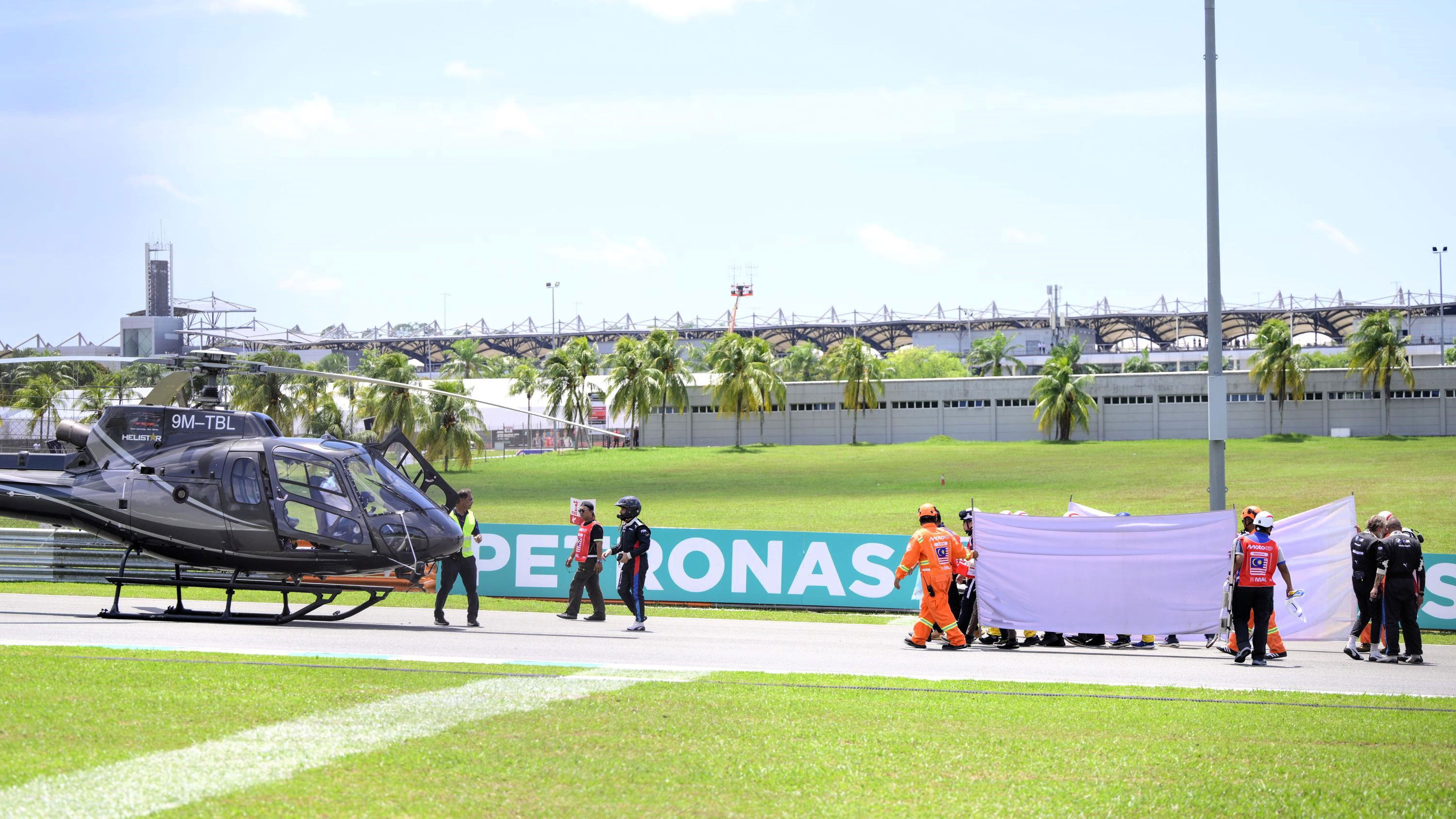 Aftermath of Rueda and Dettwiler Moto3 sighting lap incident, 2025 Malaysian MotoGP