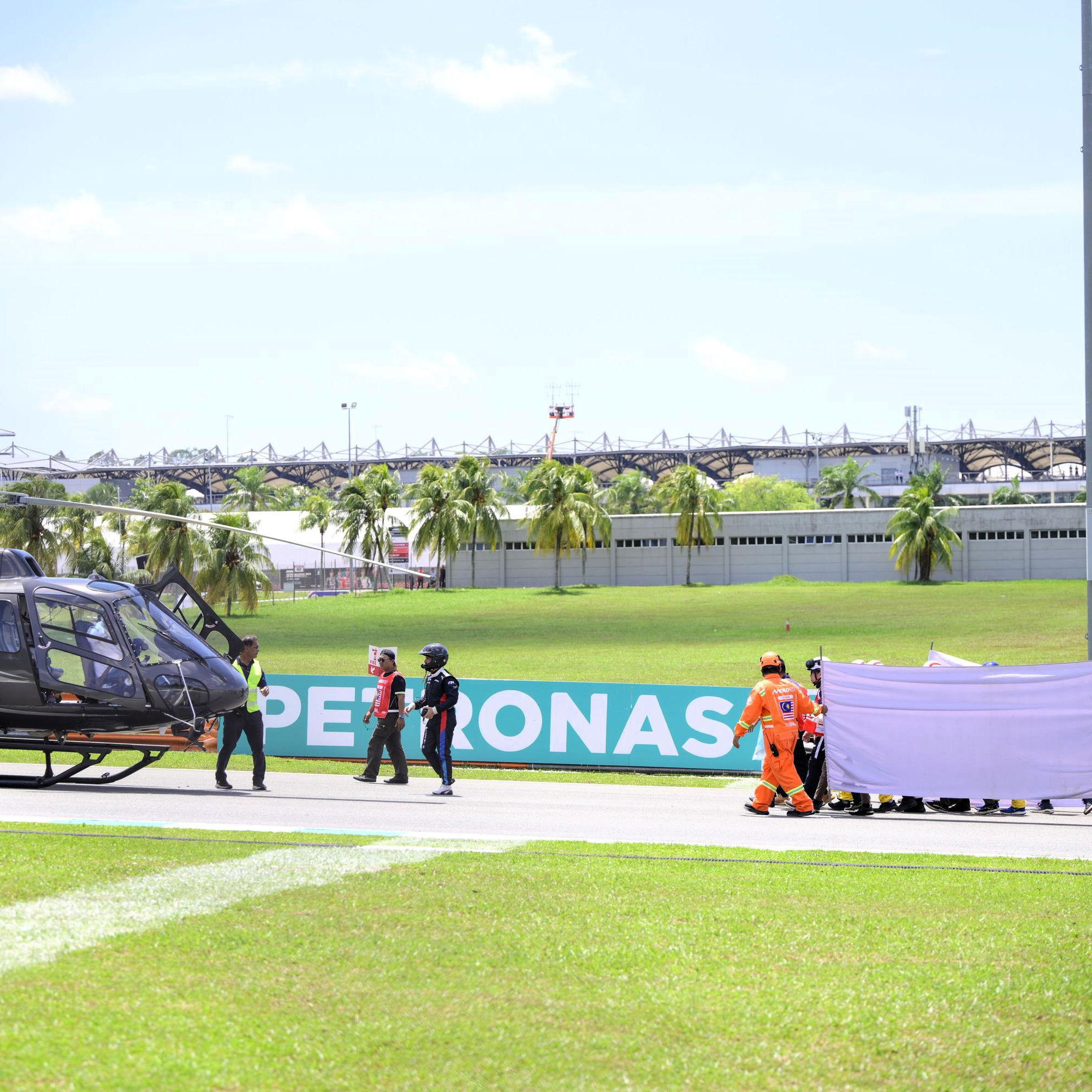 Aftermath of Rueda and Dettwiler Moto3 sighting lap incident, 2025 Malaysian MotoGP