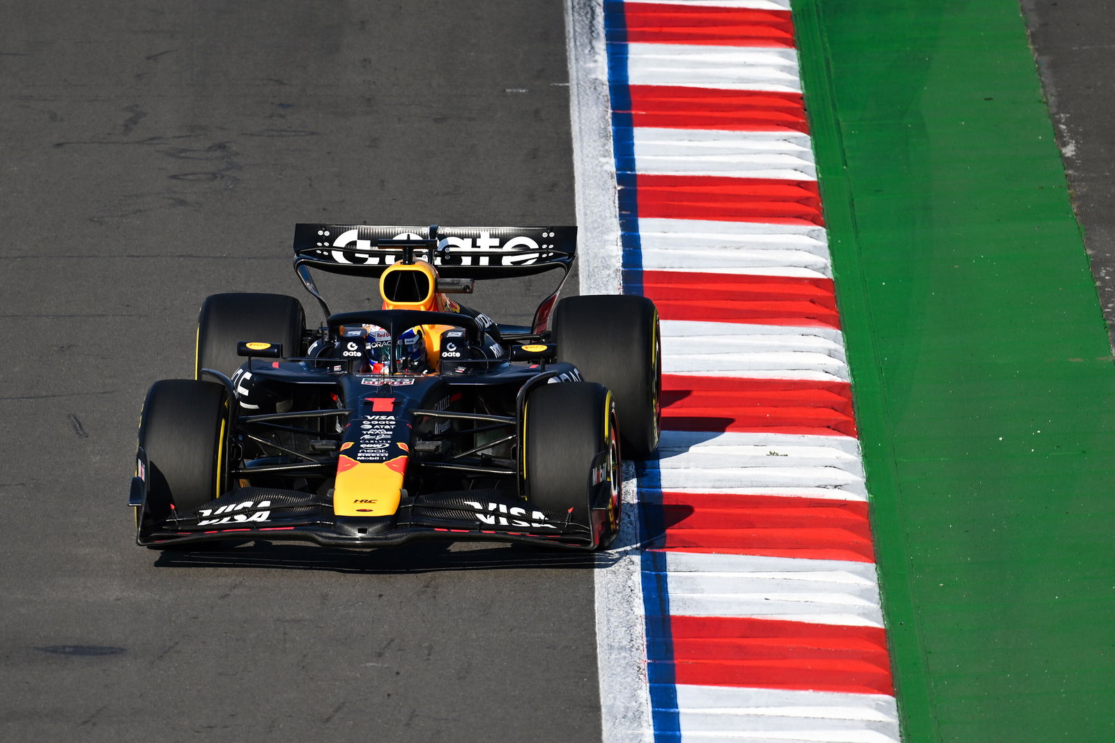 Verstappen was not happy on the medium tyre