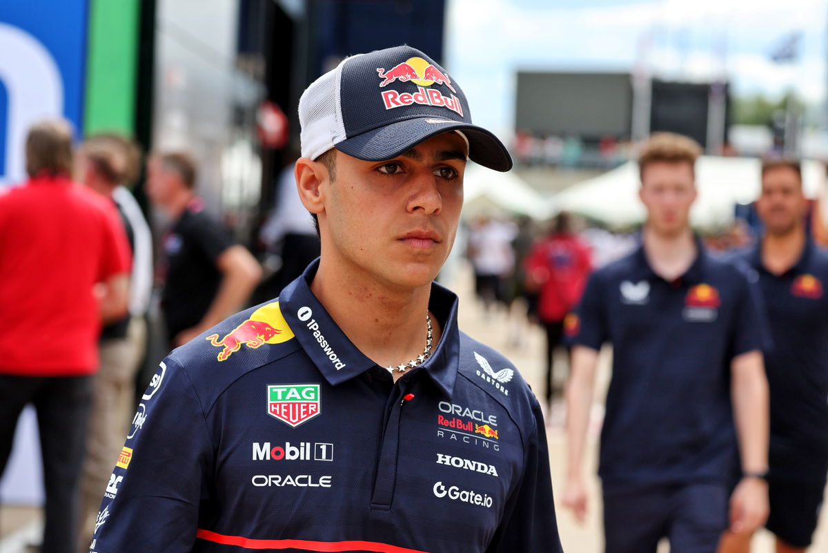 Red Bull warned against repeating “same mistake” with 2026 F1 driver line-up choices