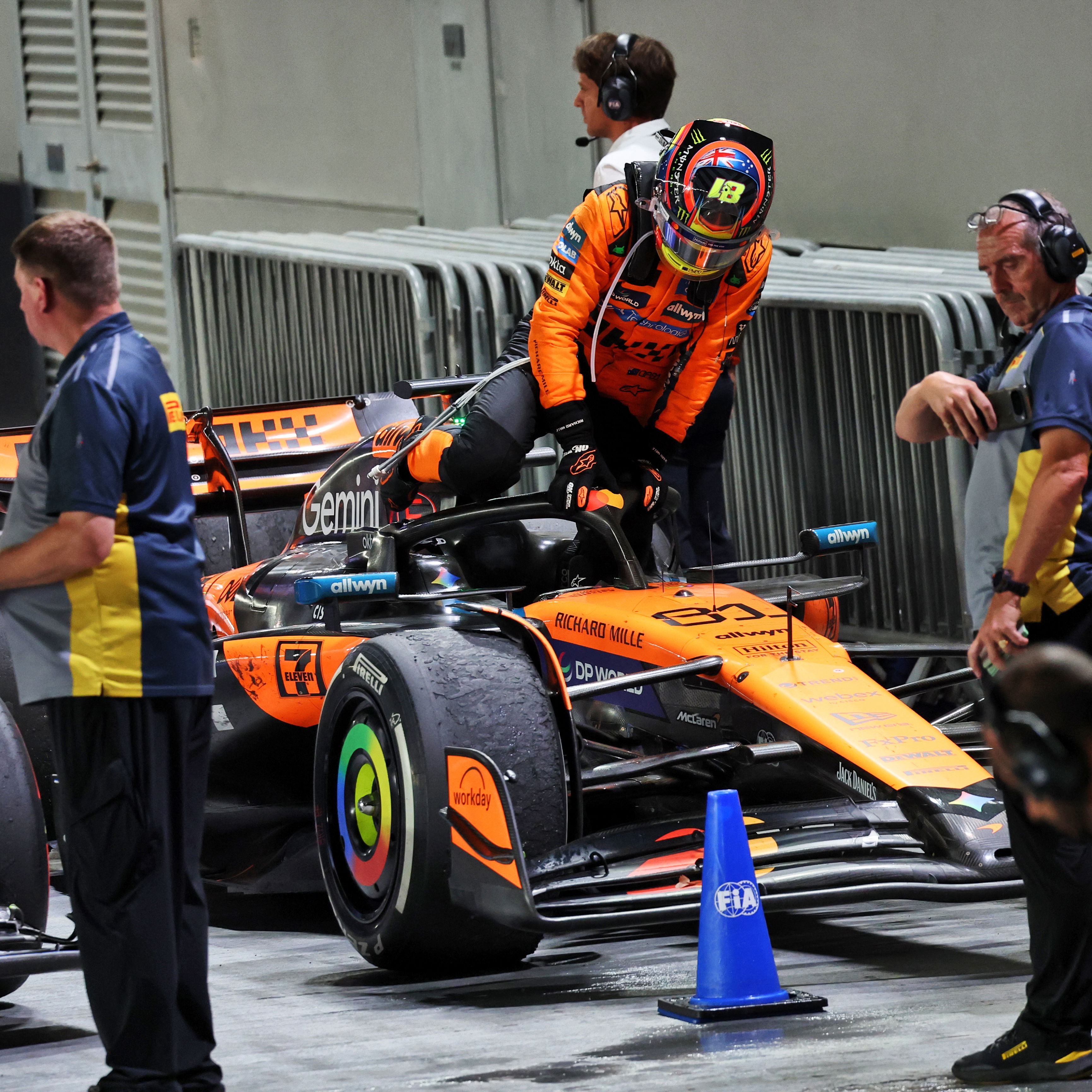 Piastri fumed at McLaren in Singapore 