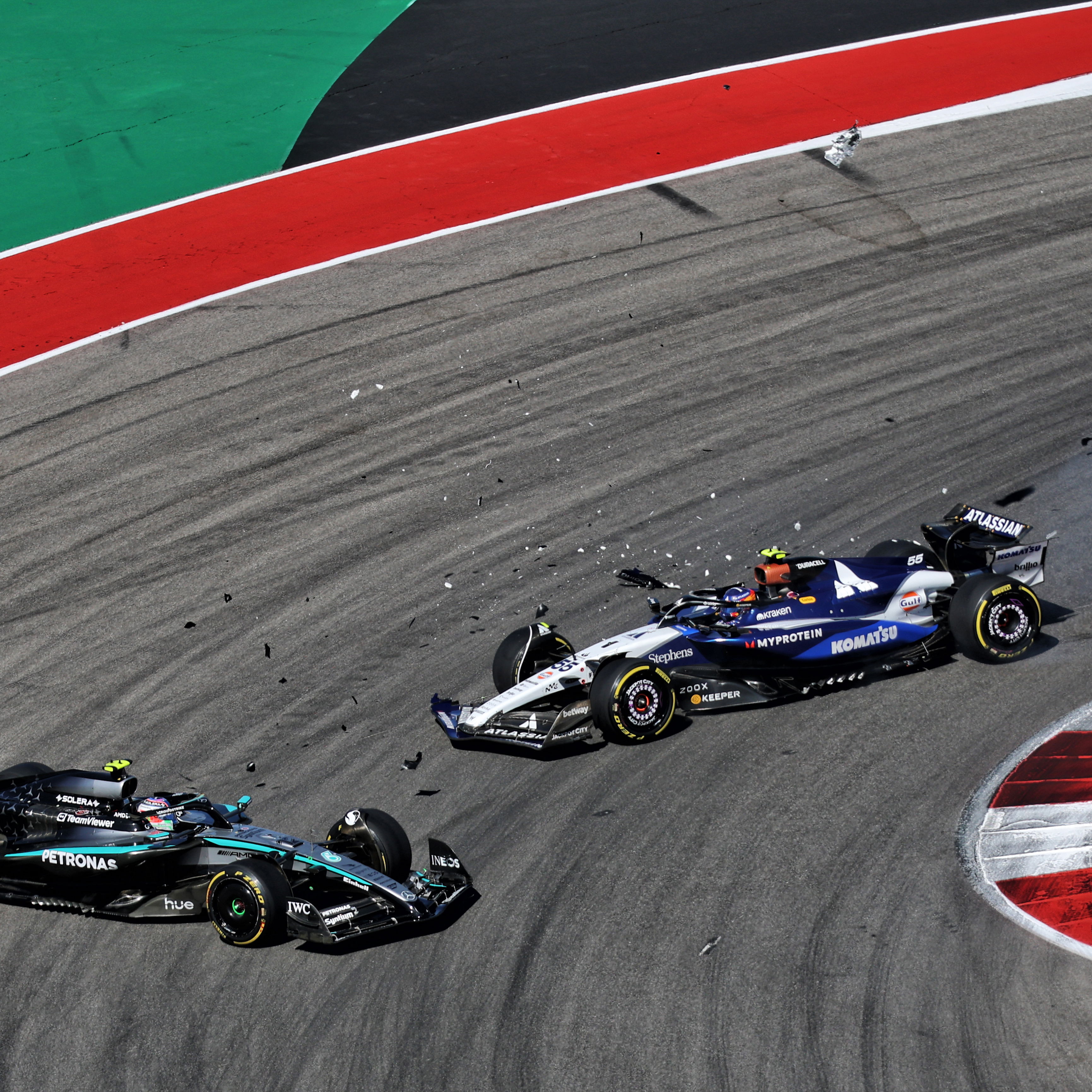 Sainz lunged Antonelli early on 