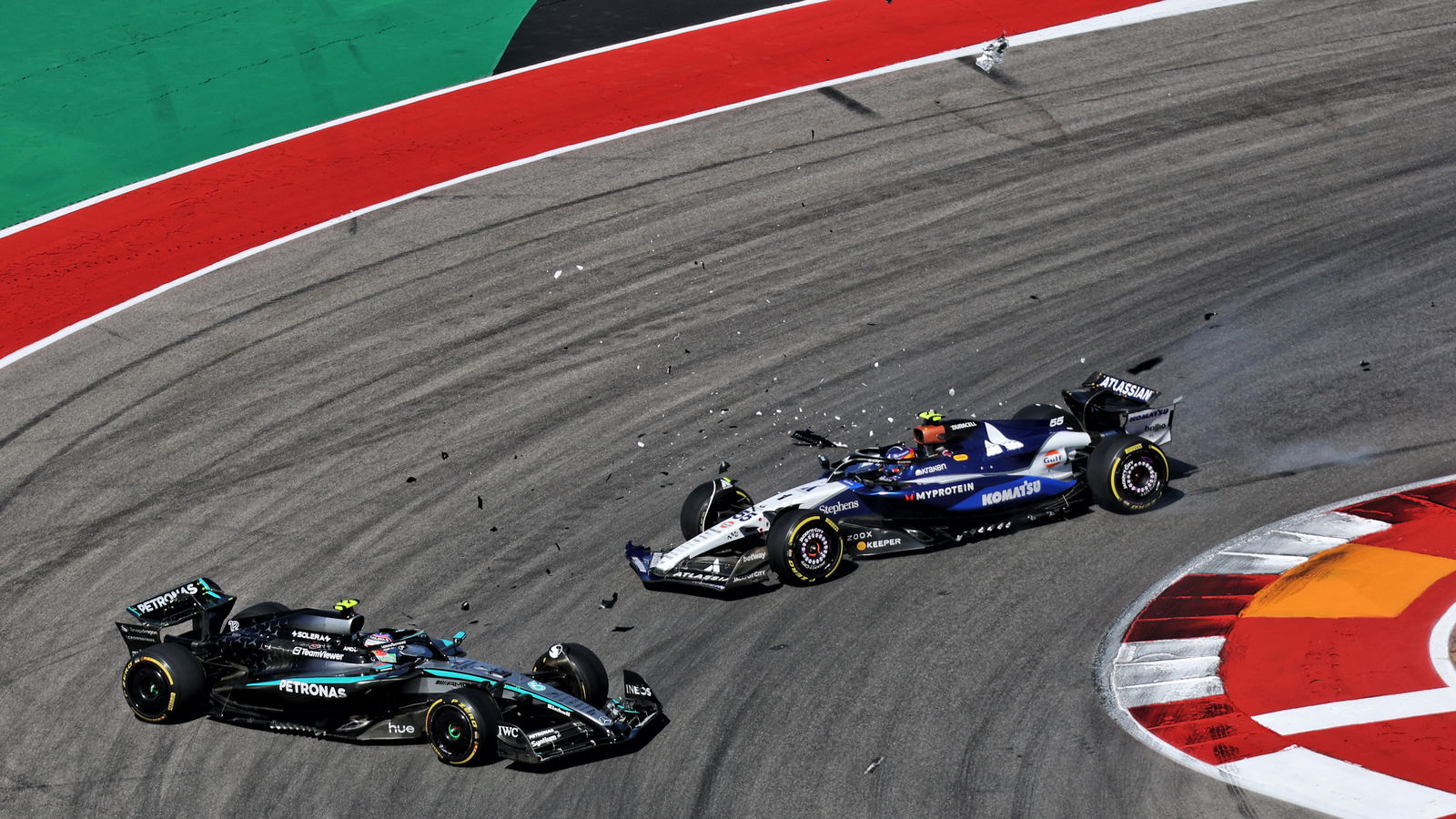 Sainz lunged Antonelli early on