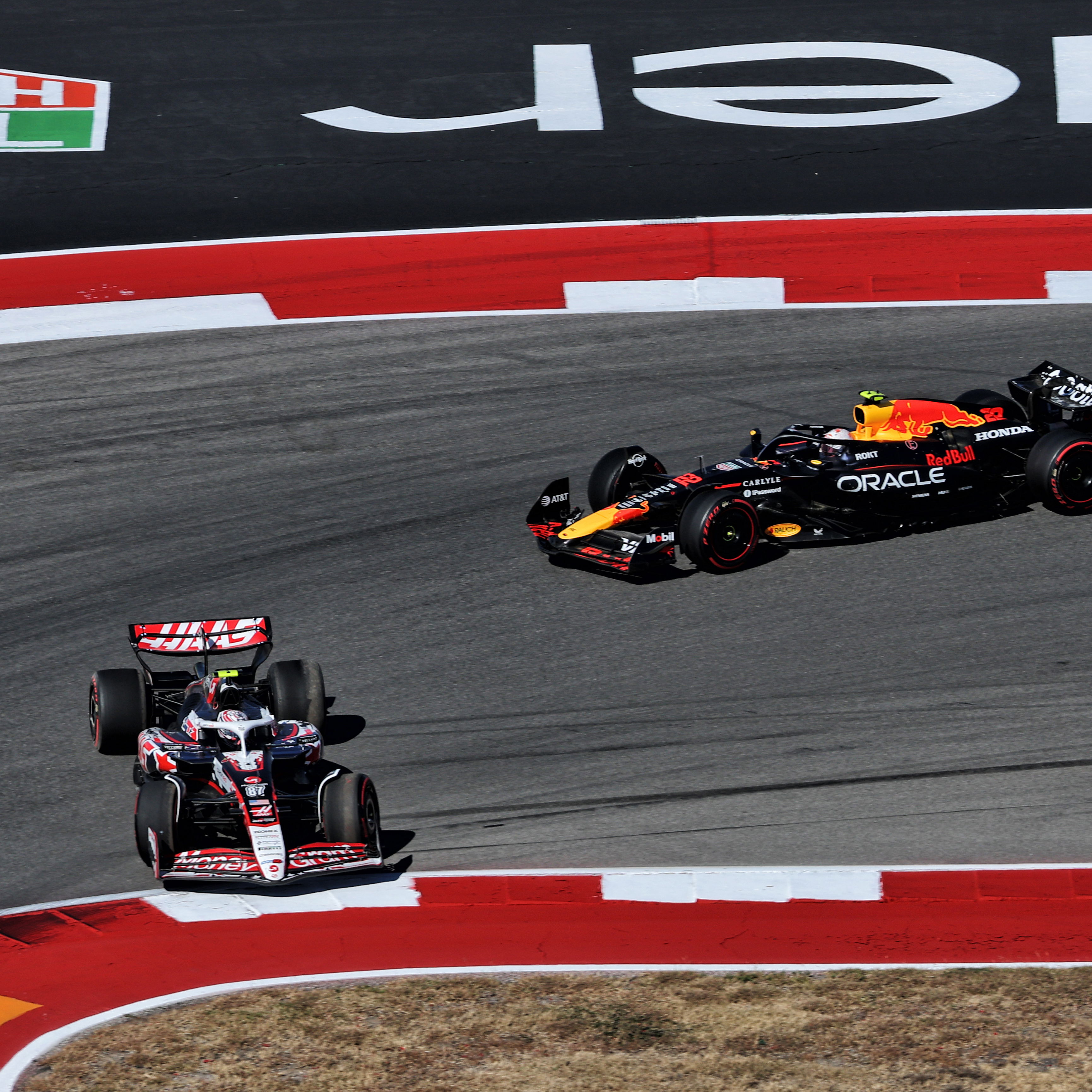 Ollie Bearman and Max Verstappen 